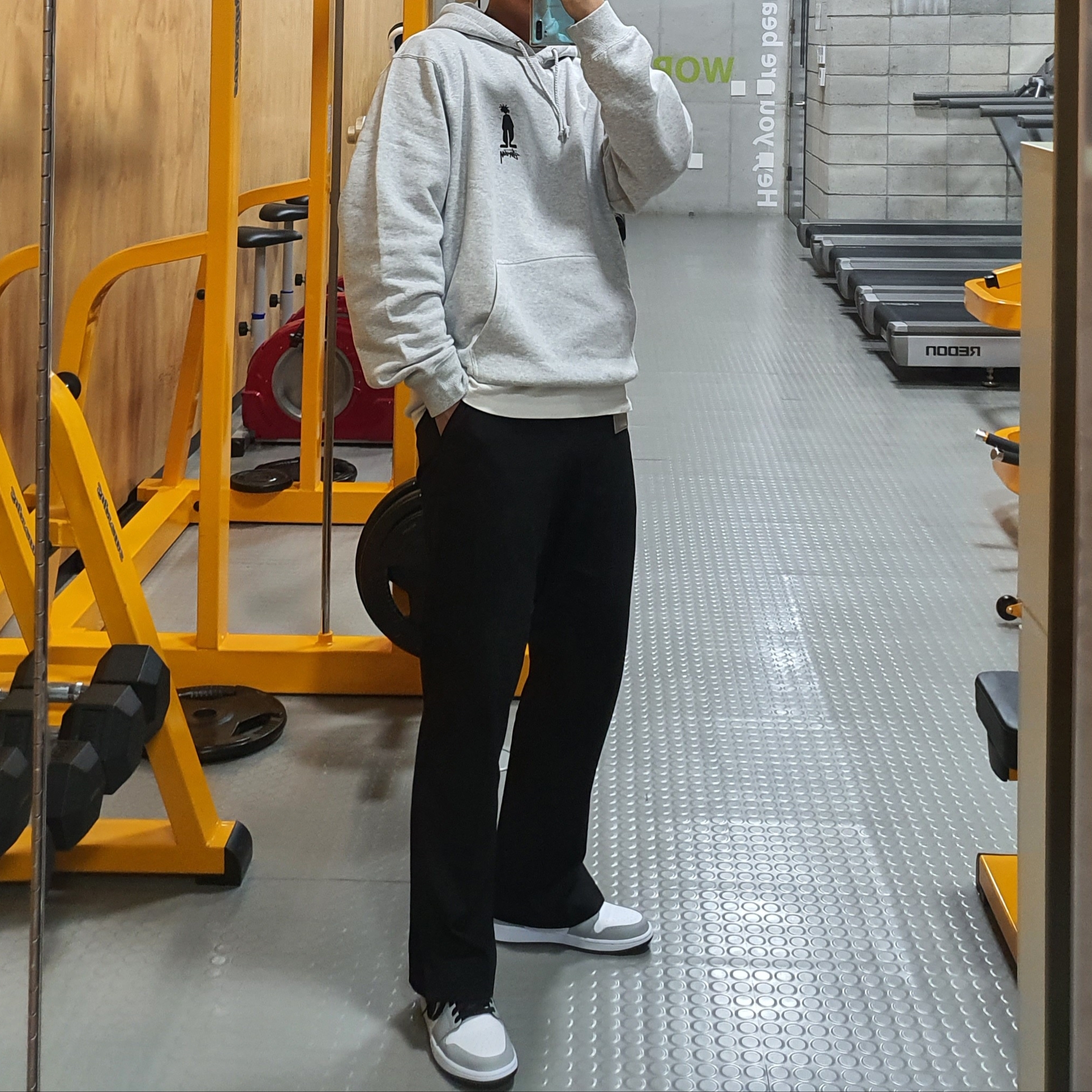 Jordan 1 Low Light Smoke Grey 착용 스타일