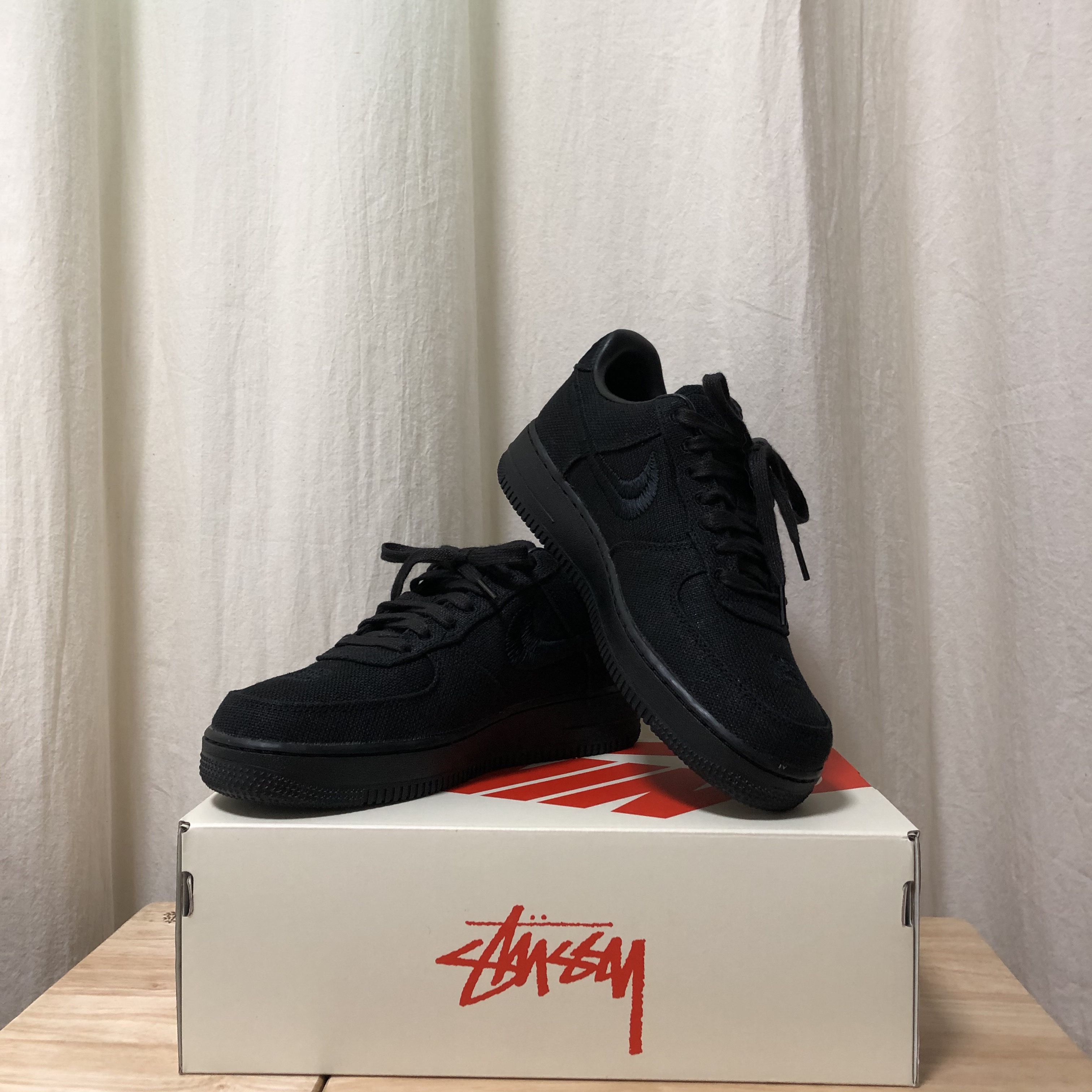 IAB Studio Half Zip Pullover Light Gray, Nike x Stussy Air Force 1 Low Triple Black 착용 스타일 - 2