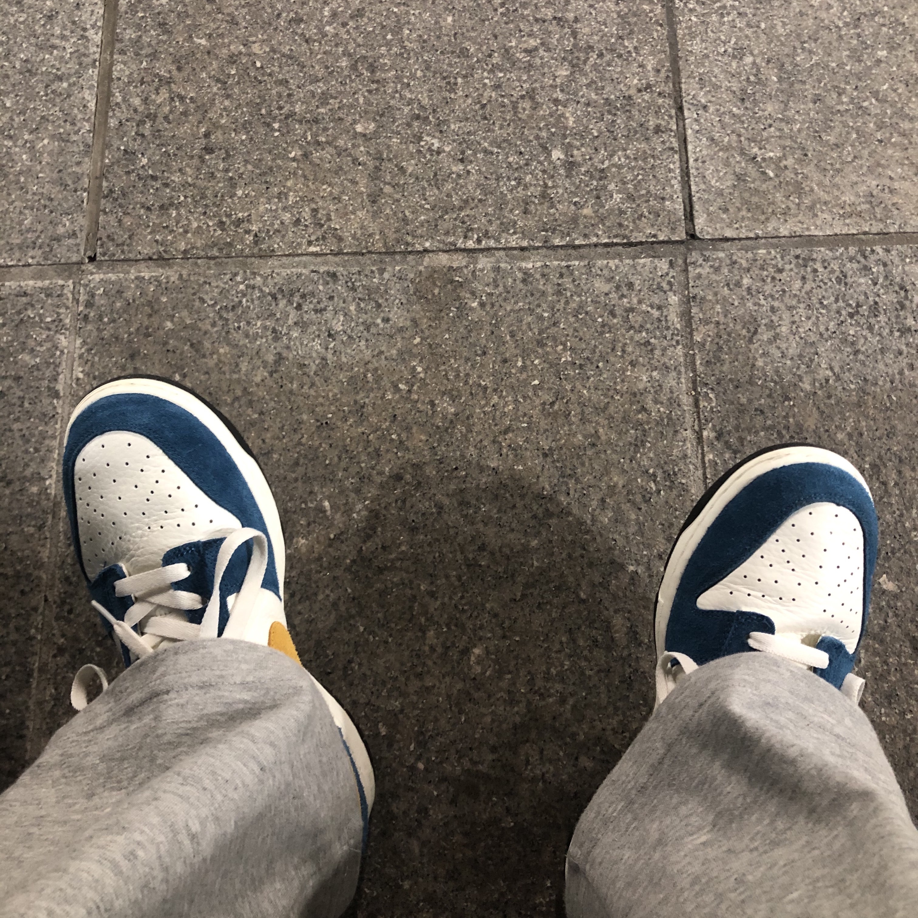 Nike x Kasina Dunk Low 80's Bus 착용 스타일 - 3