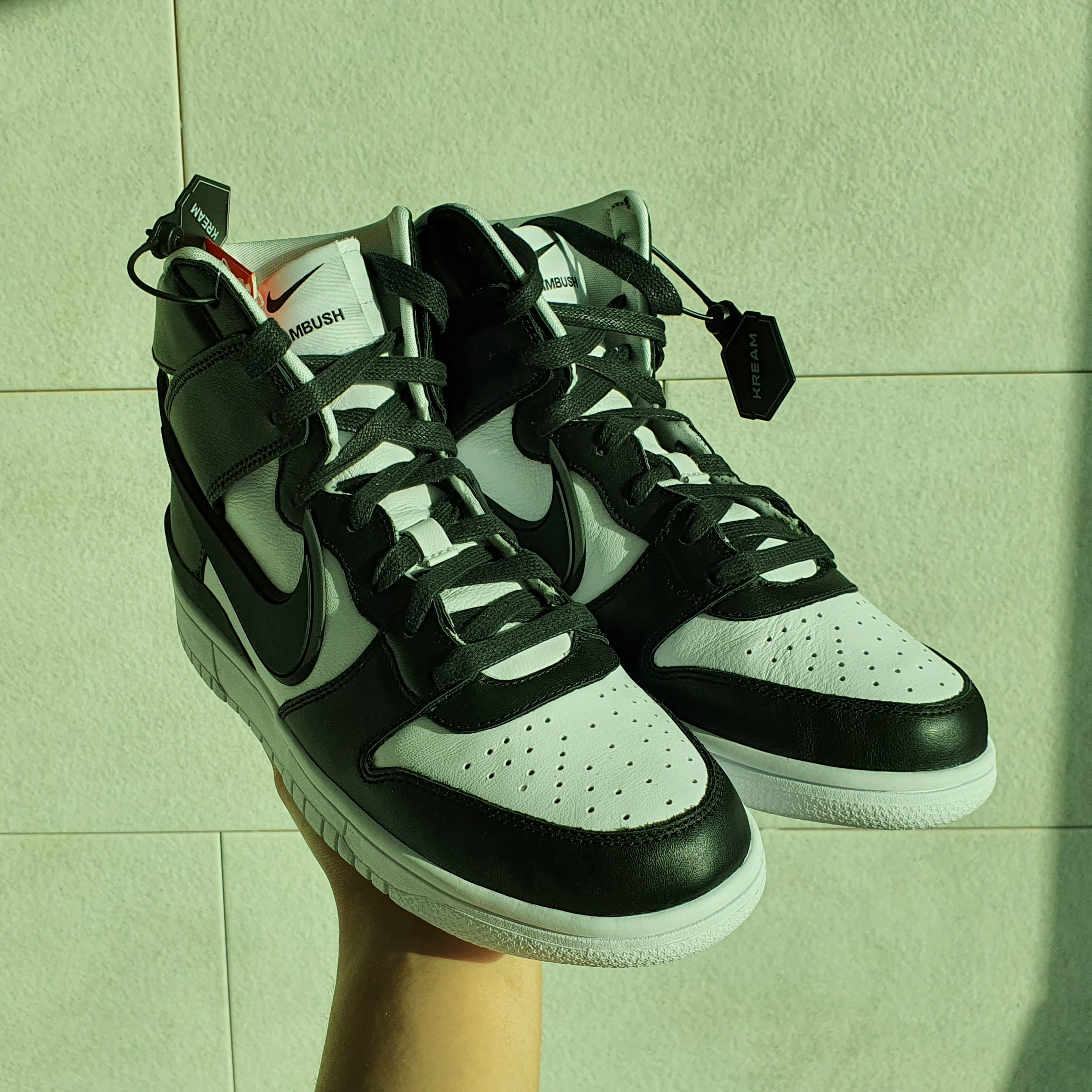 Nike x Ambush Dunk High Black 착용 스타일 - 1