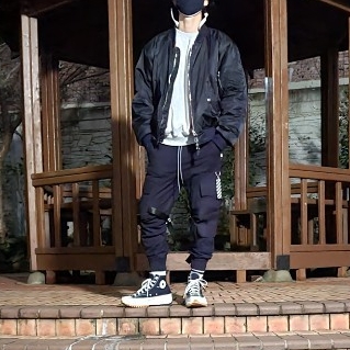 Converse x JW Anderson Run Star Hike Hi Black 착용 스타일