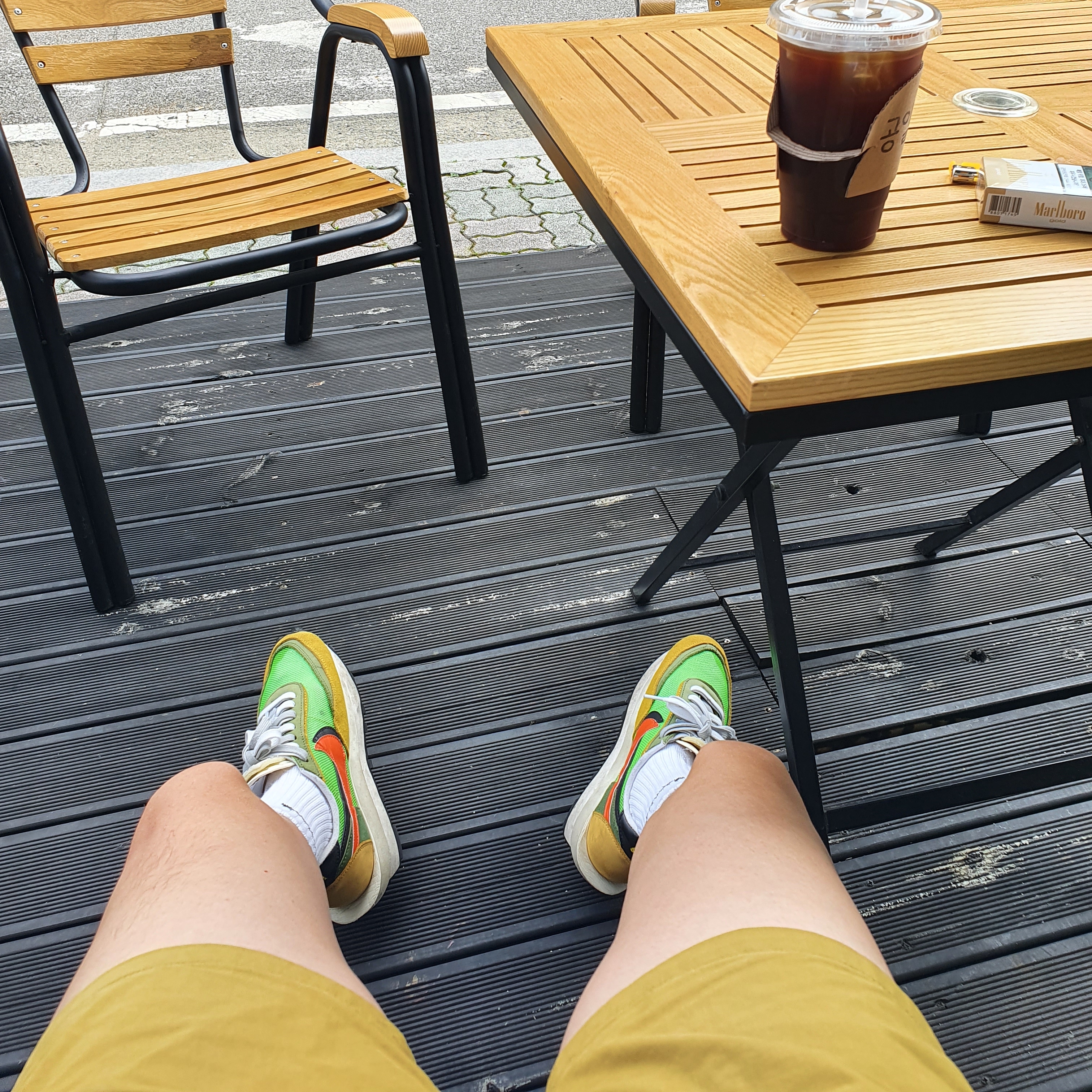 Nike x Sacai LDWaffle Green Multi 착용 스타일
