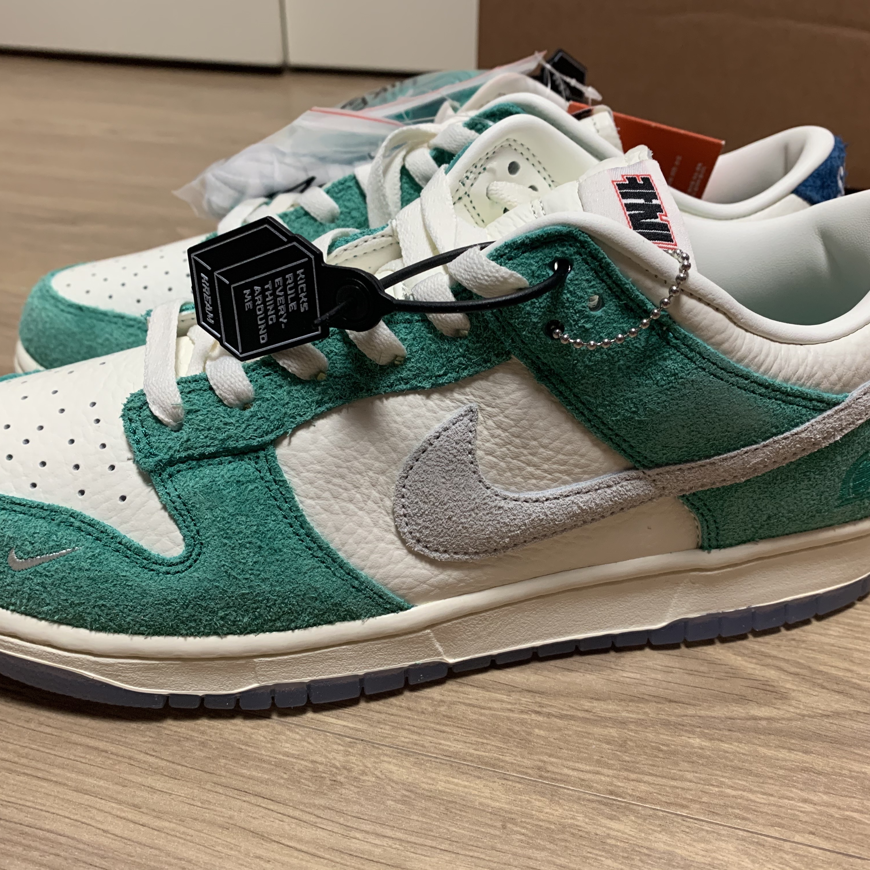Nike x Kasina Dunk Low Road Sign - Kasina Exclusive 착용 스타일 - 2