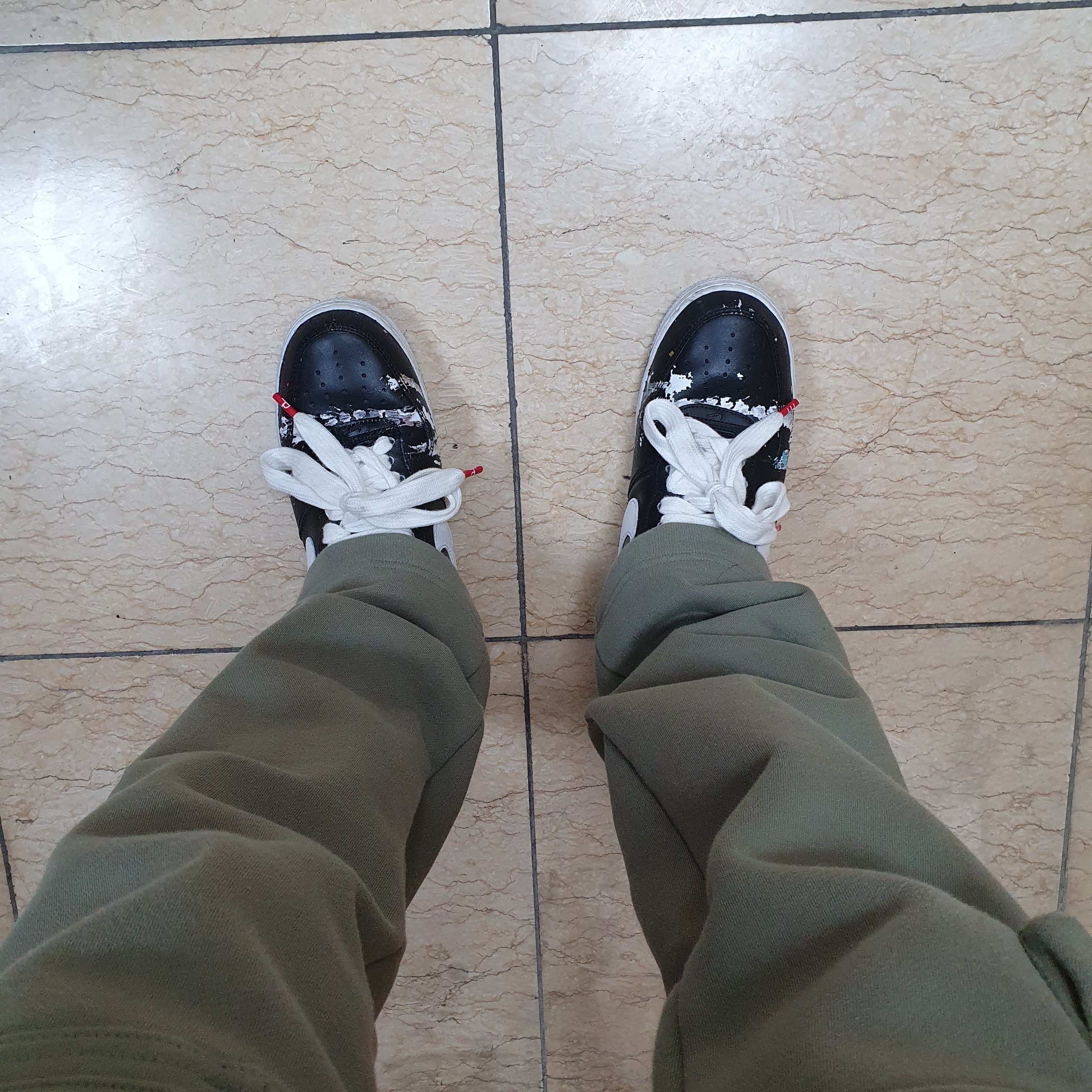 Nike x Peaceminusone Air Force 1 Low Para-Noise 착용 스타일