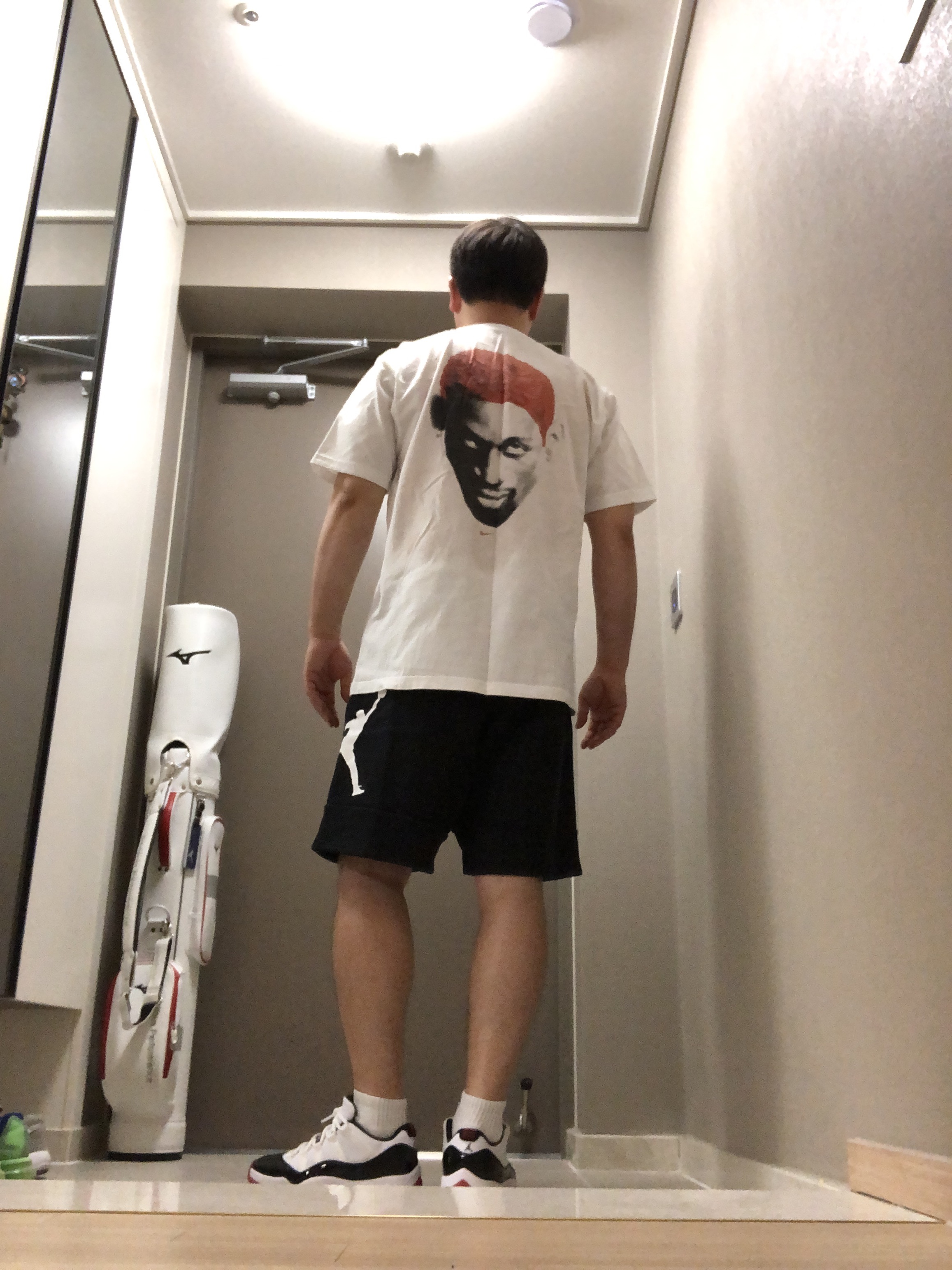 Jordan 11 Retro Low Concord Bred 착용 스타일