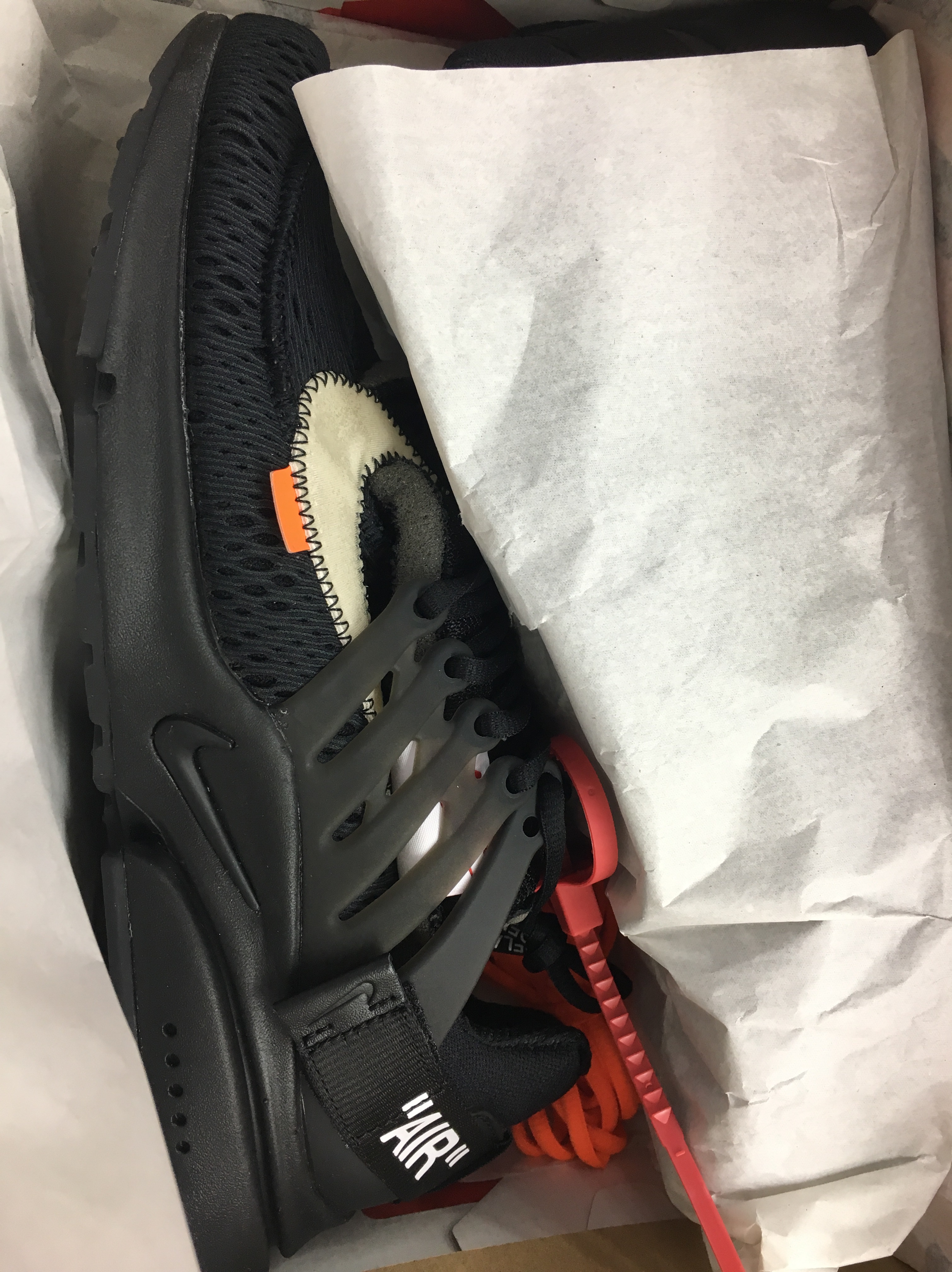 Nike x Off-White Air Presto Black 착용 스타일 - 2
