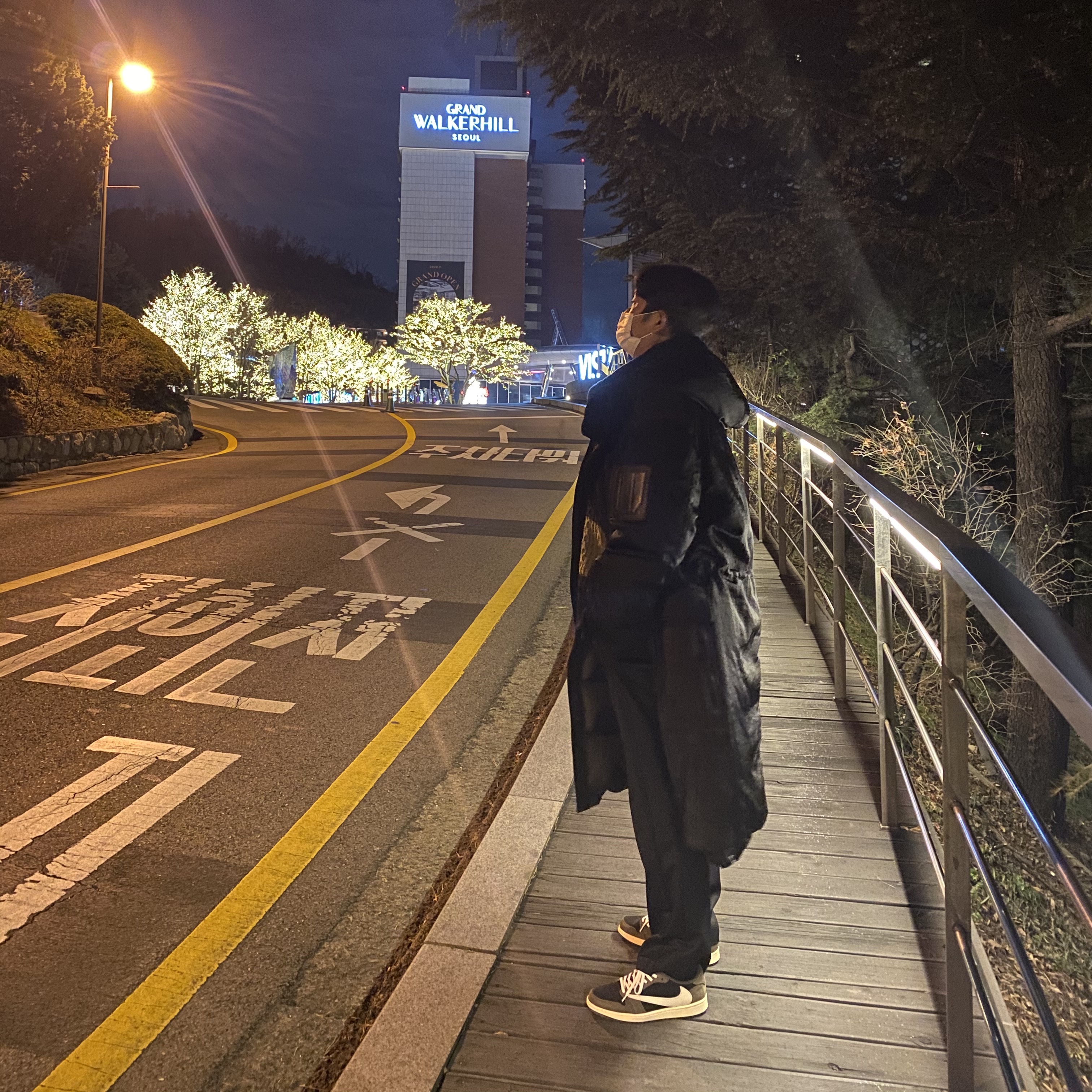 Jordan 1 x Travis Scott Retro Low OG SP Mocha 착용 스타일