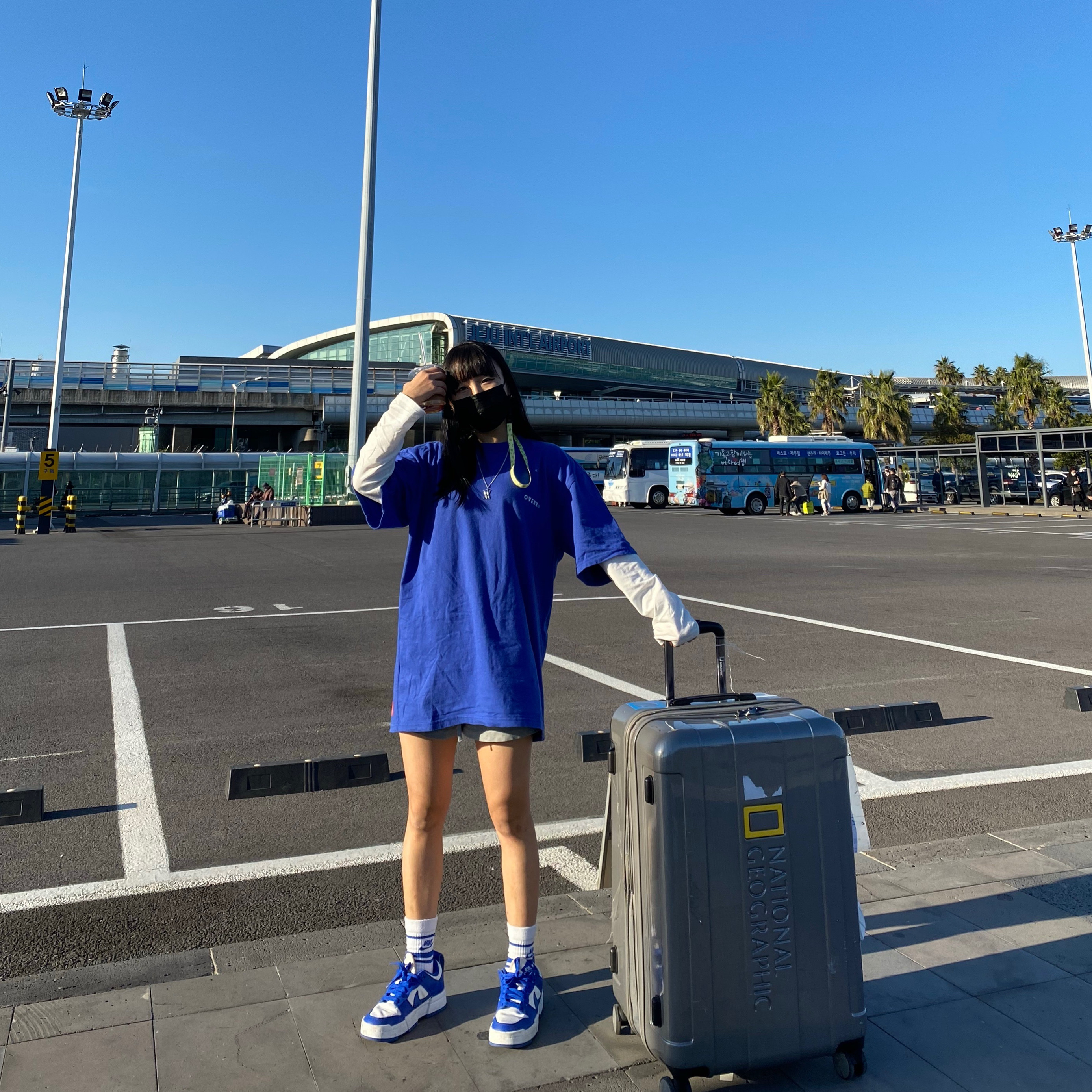 (W) Nike Dunk Low Disrupt Game Royal 착용 스타일 - 1