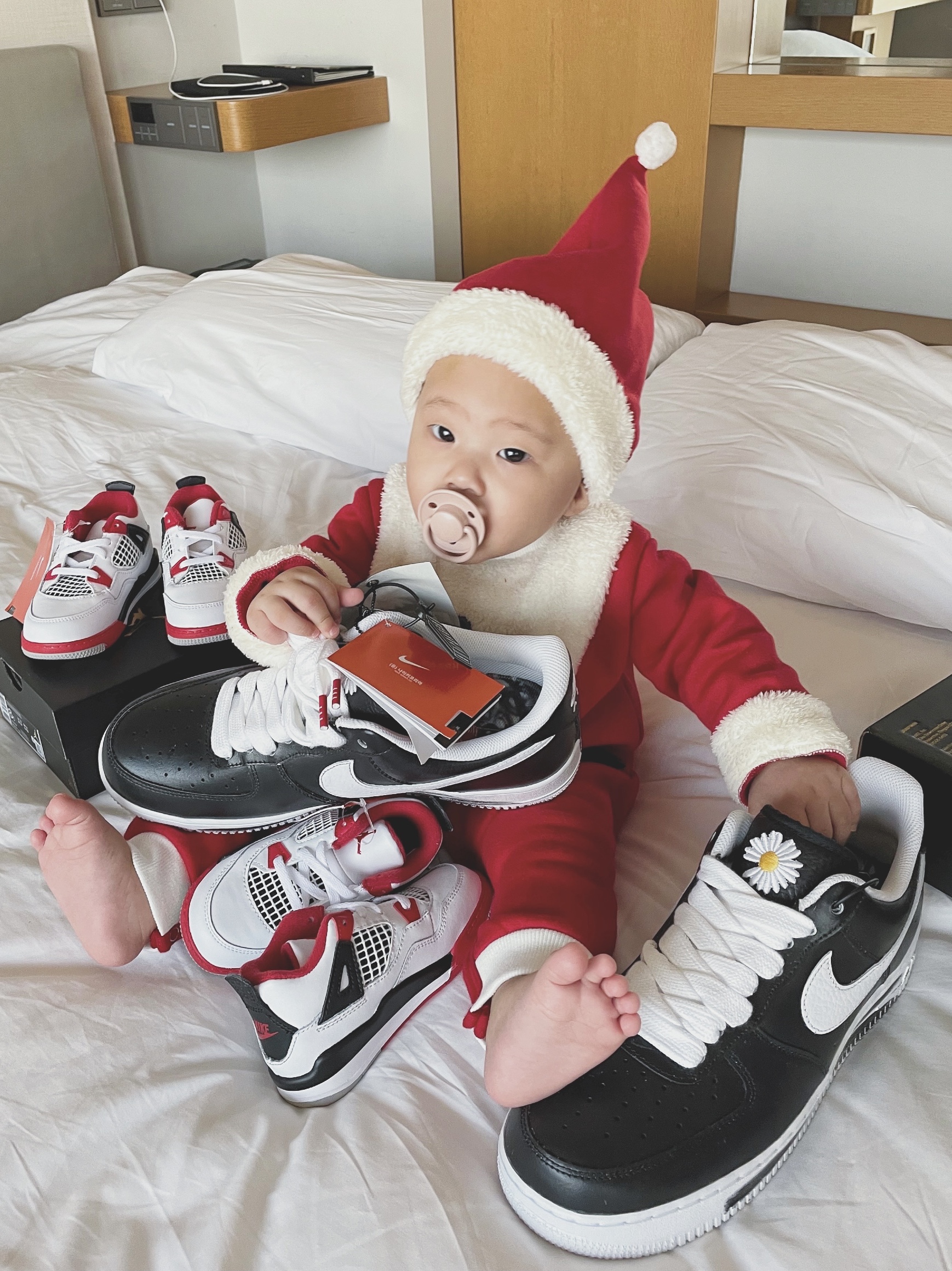 Nike x Peaceminusone Air Force 1 Low Para-Noise, (TD) Jordan 4 Retro OG Fire Red 2020 착용 스타일