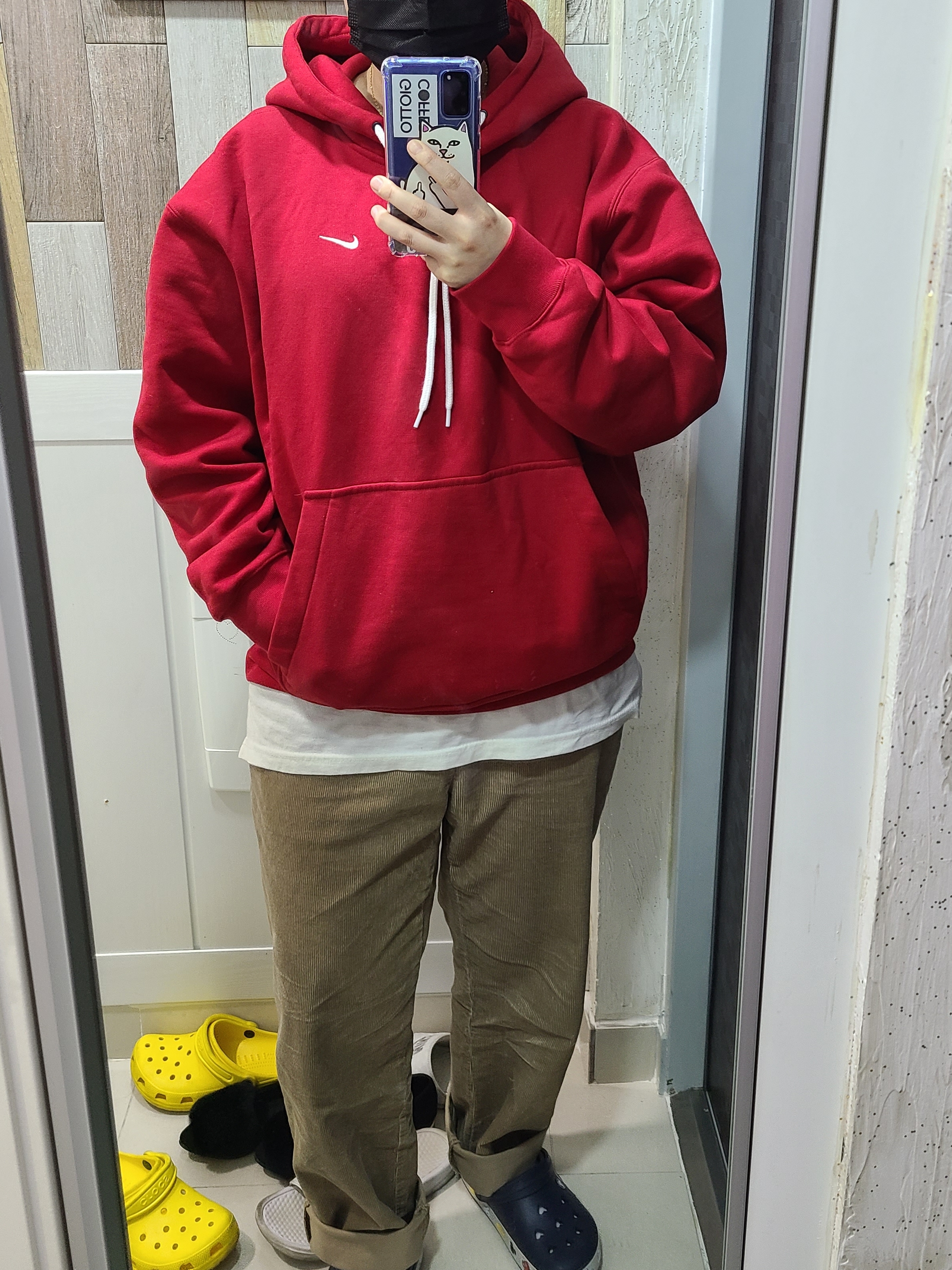 Nike M NRG Hoodie Red, Jordan 1 Mid Bred Banned 2020 착용 스타일 - 1