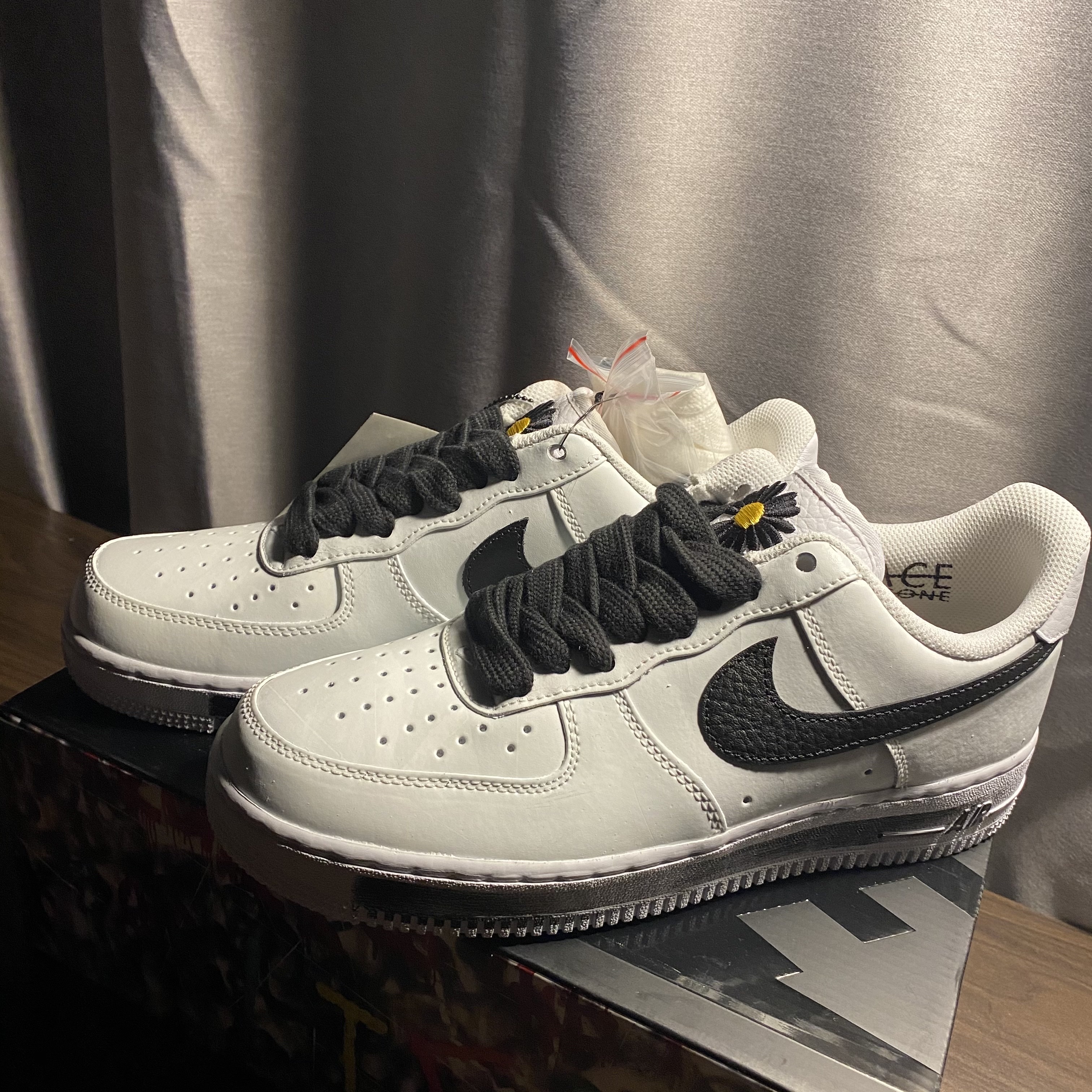 Nike x Peaceminusone Air Force 1 Low Para-Noise 2.0 착용 스타일 - 2