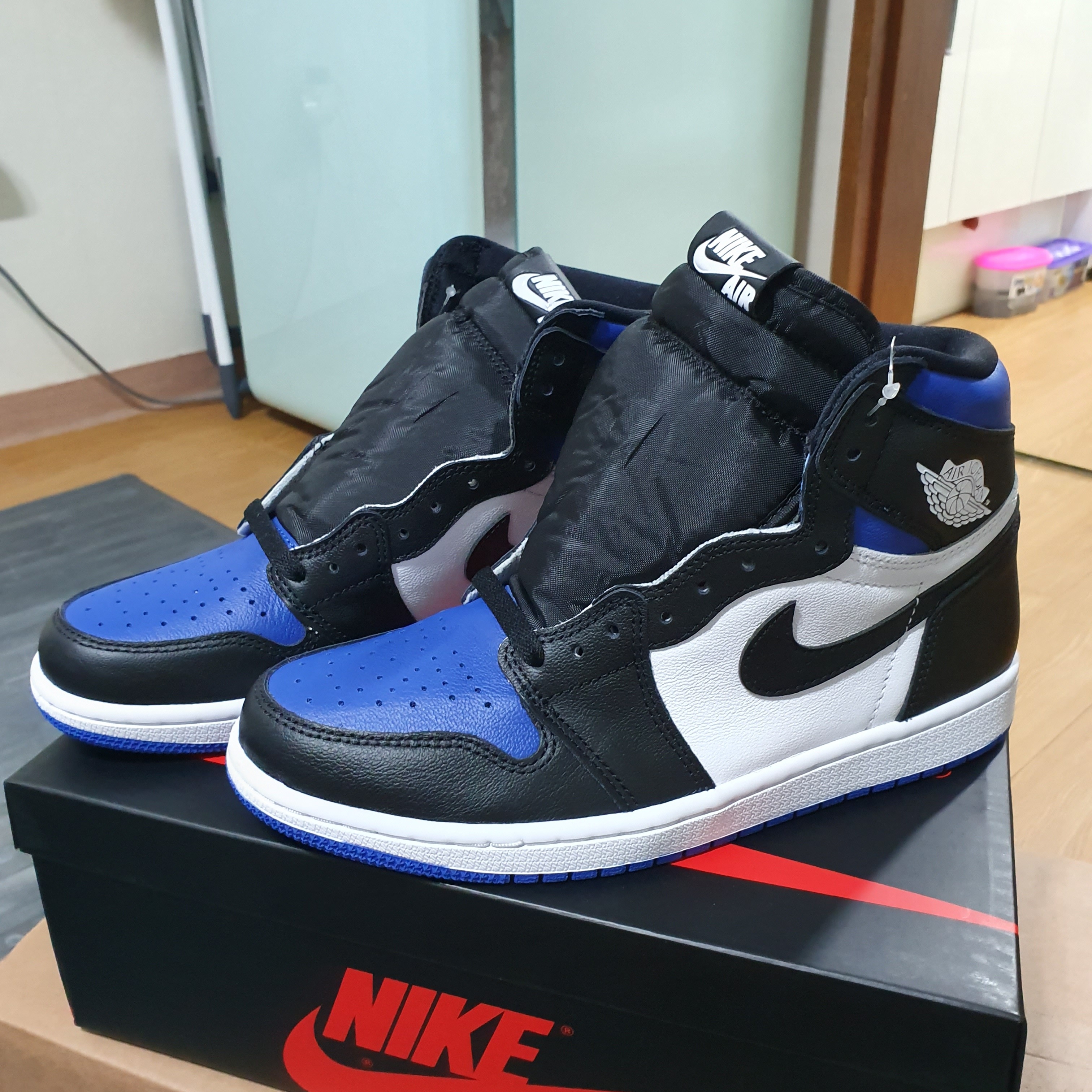 Jordan 1 Retro High OG Royal Toe 착용 스타일