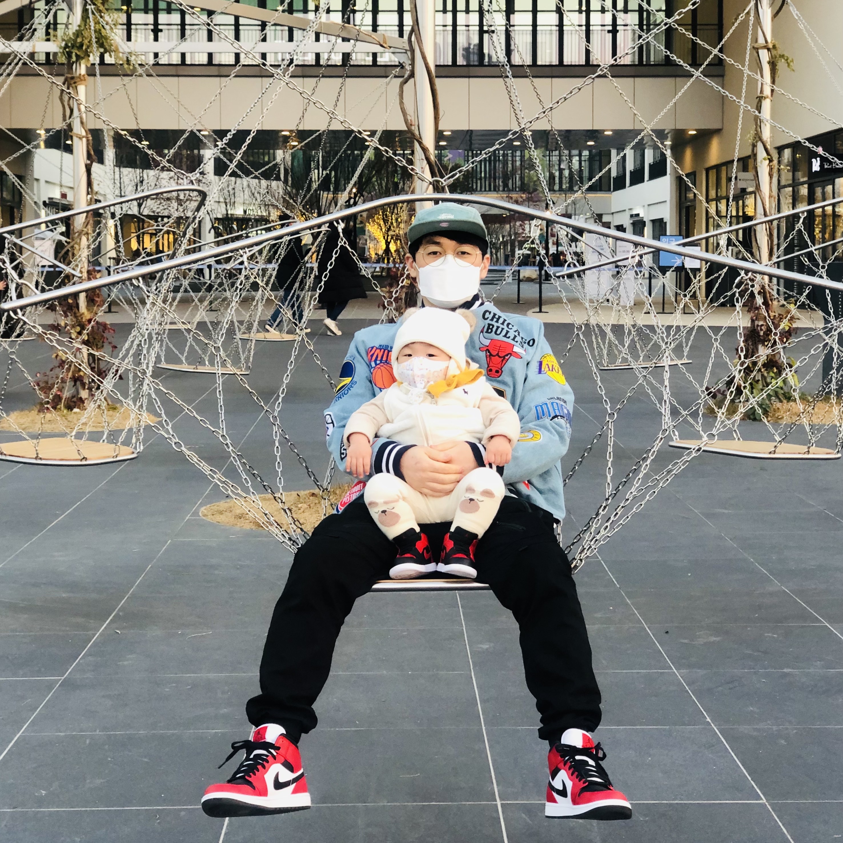 Jordan 1 Mid Chicago Black Toe 착용 스타일