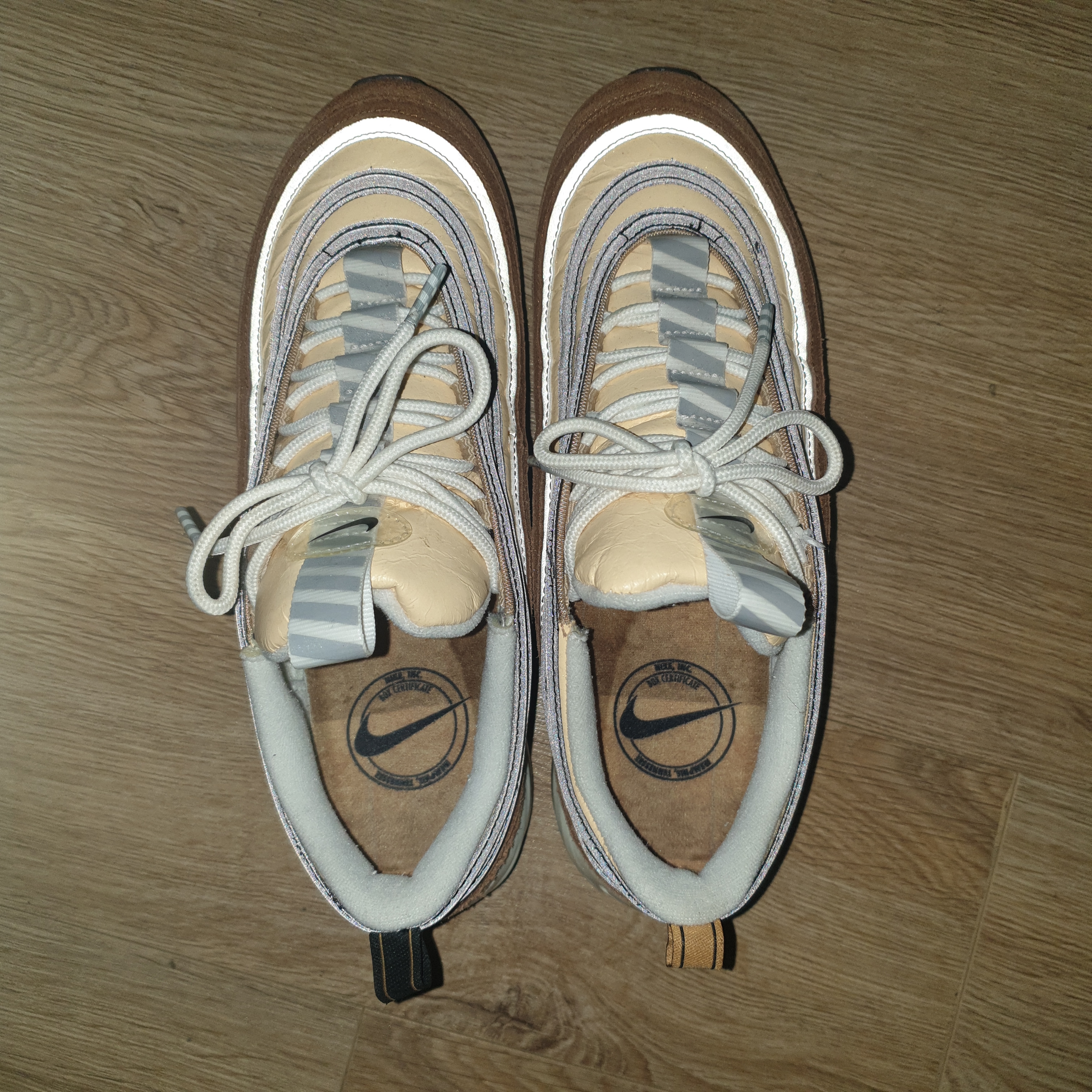 Nike Air Max 97 Shipping Box Ale Brown 착용 스타일 - 1