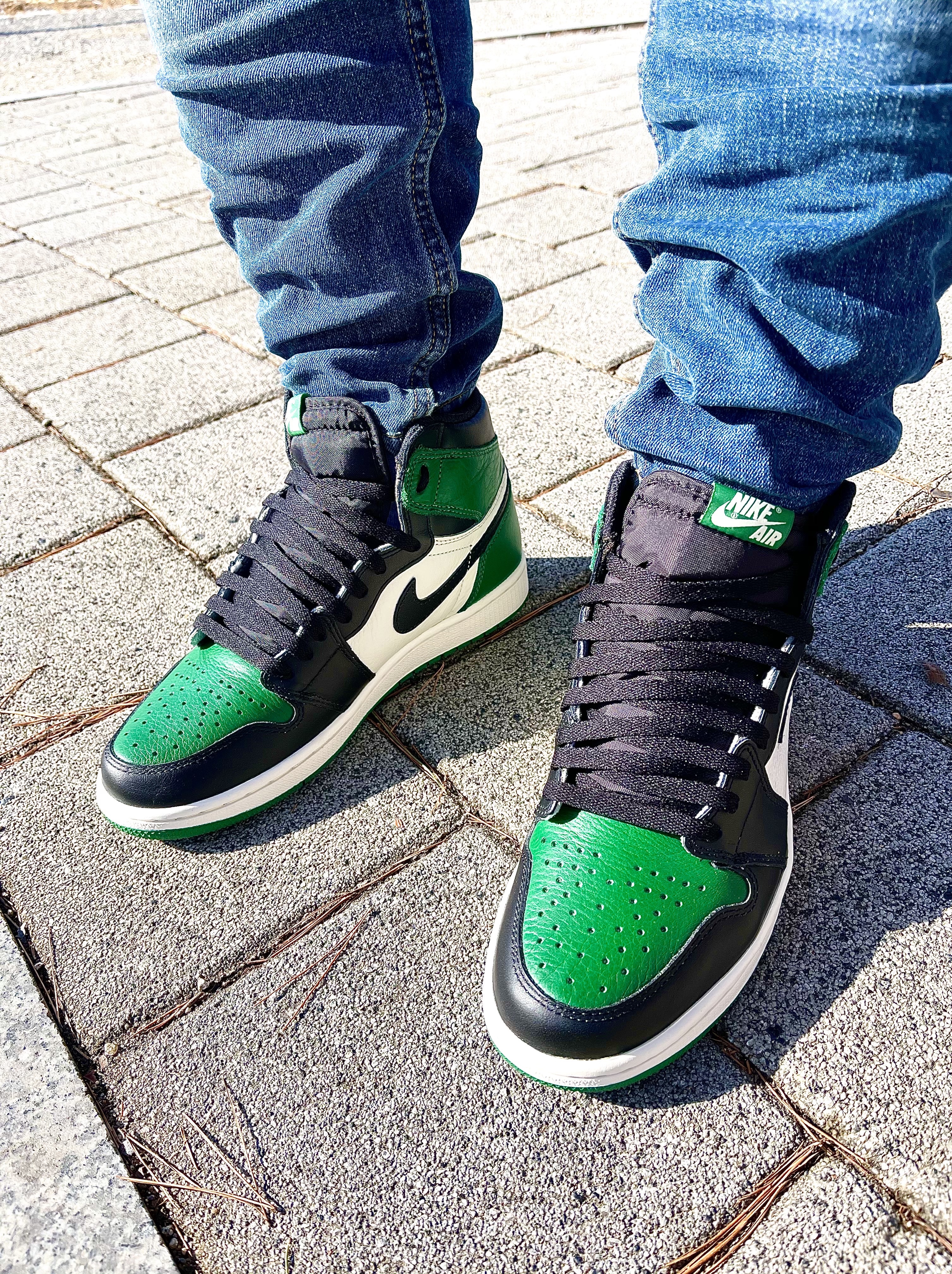Jordan 1 Retro High OG Pine Green 착용 스타일 - 3