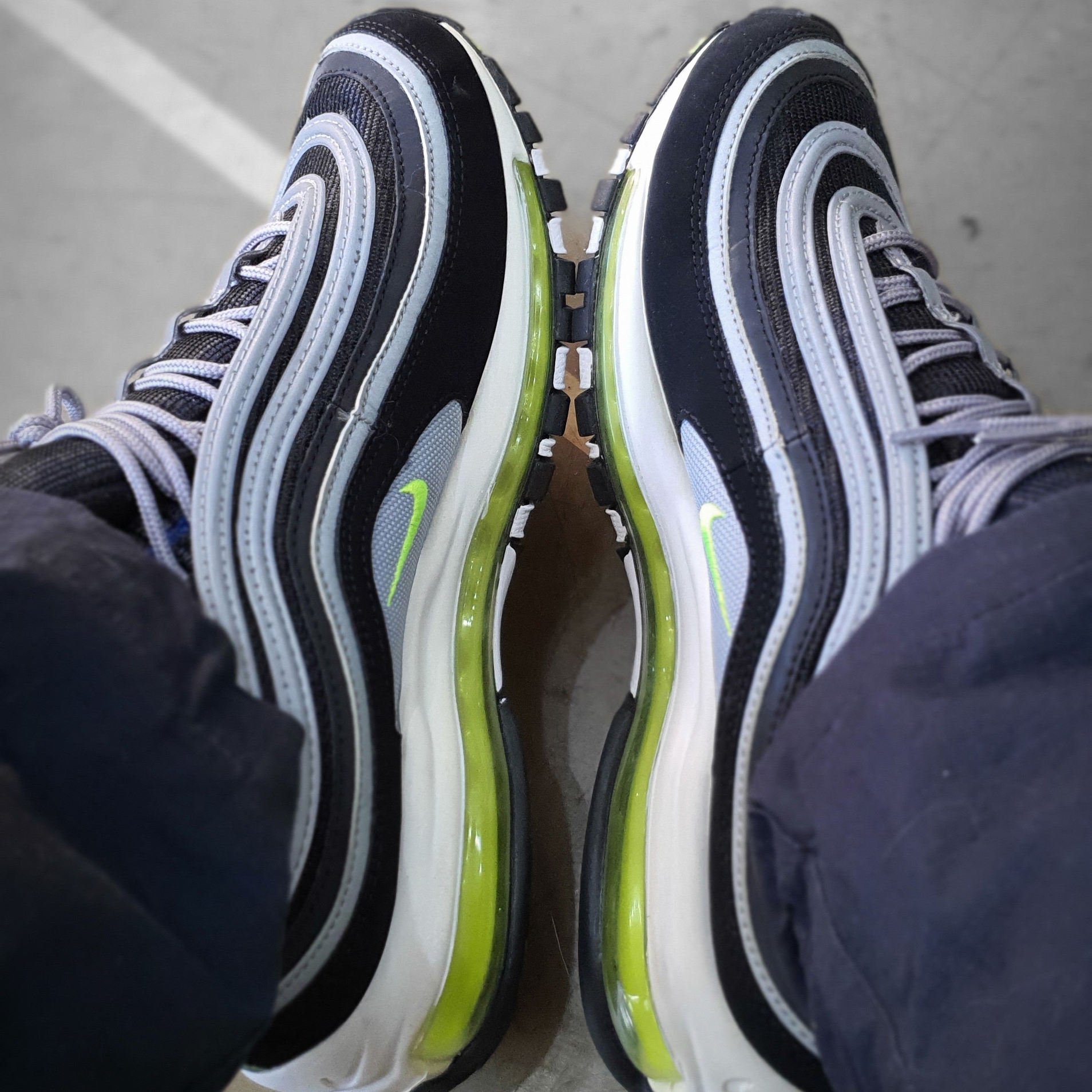 Nike Air Max 97 OG Black Volt Asia 착용 스타일