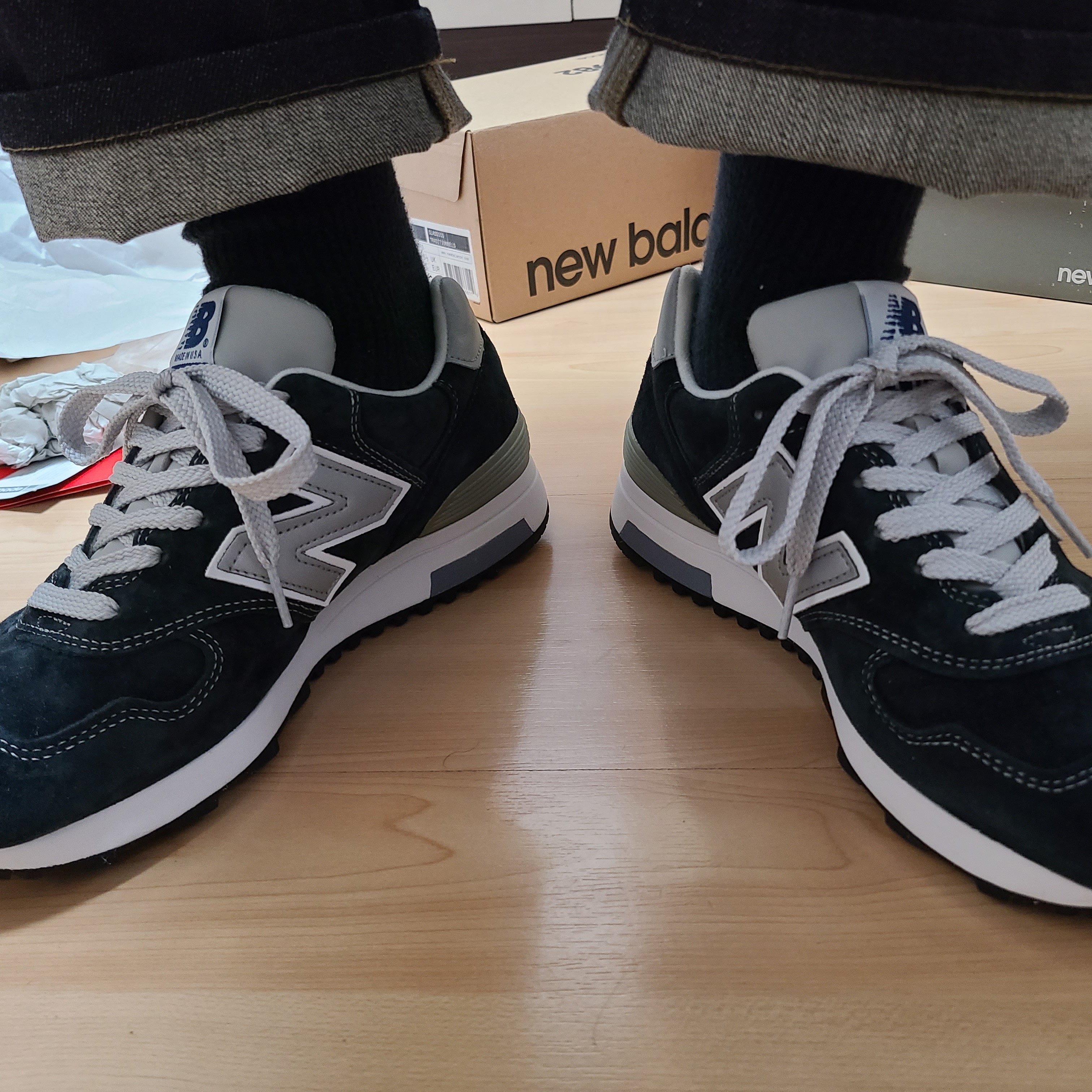 New Balance 1400 Made in USA Navy, New Balance National Class Made in UK Tan 착용 스타일 - 3