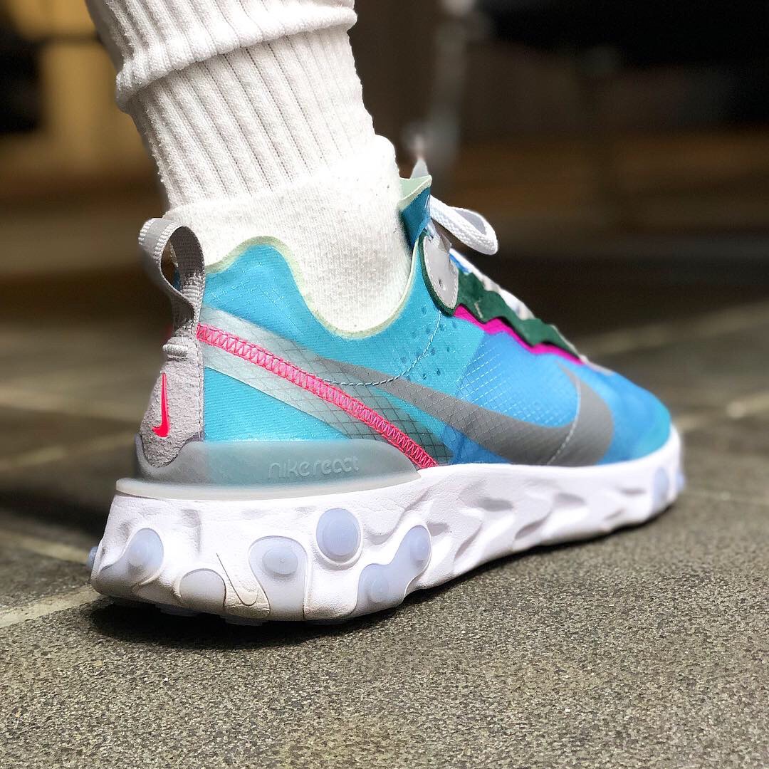 Nike React Element 87 Royal Tint 착용 스타일