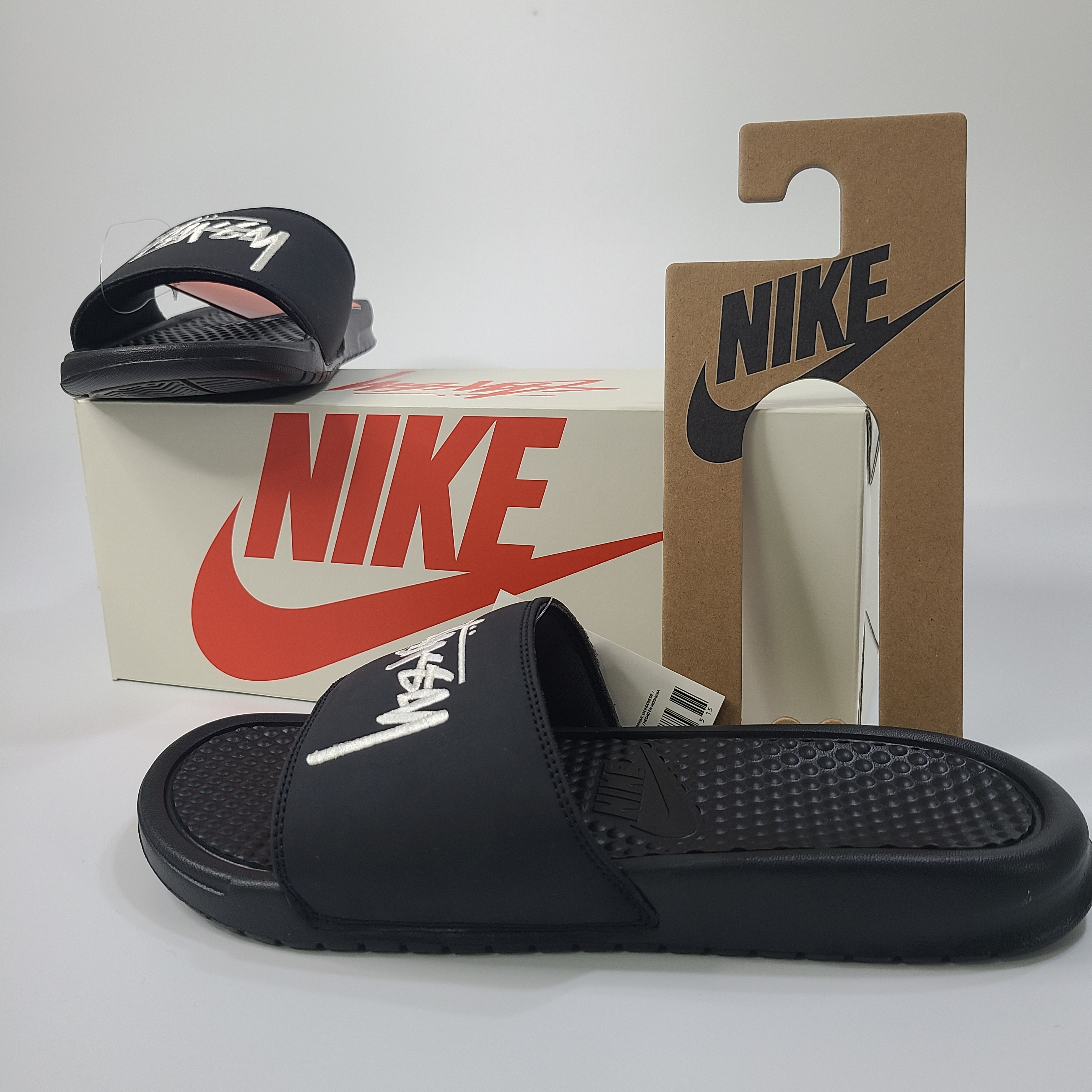 Nike x Stussy Benassi Slide Black 착용 스타일