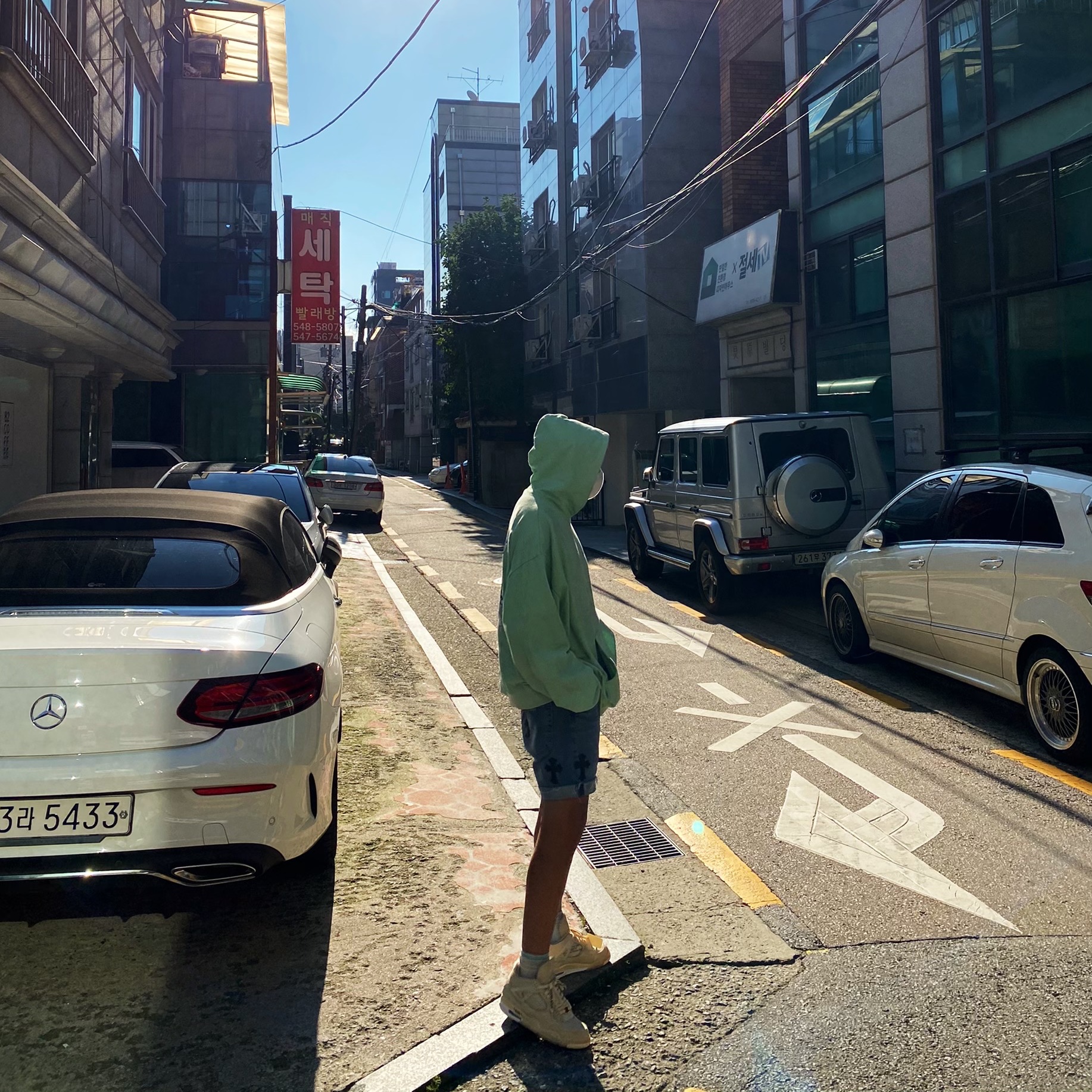 (W) Jordan 4 x Off-White Retro SP Sail 착용 스타일 - 2