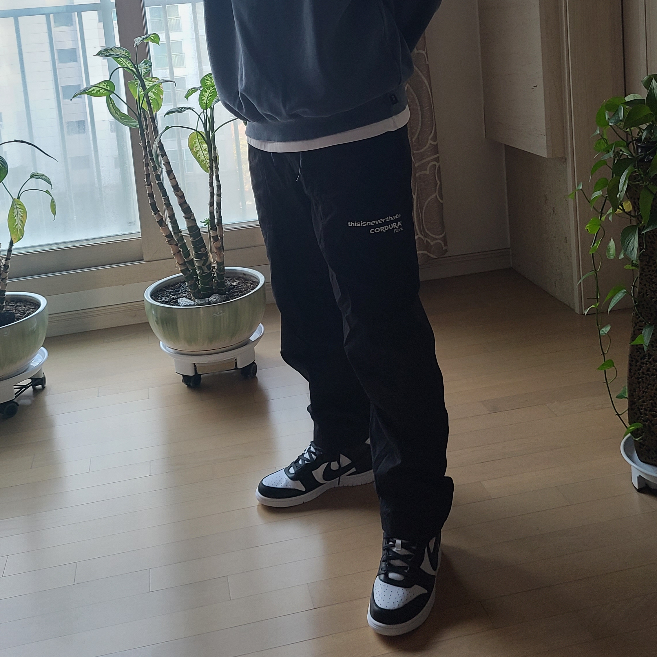 Nike x Ambush Dunk High Black 착용 스타일 - 2