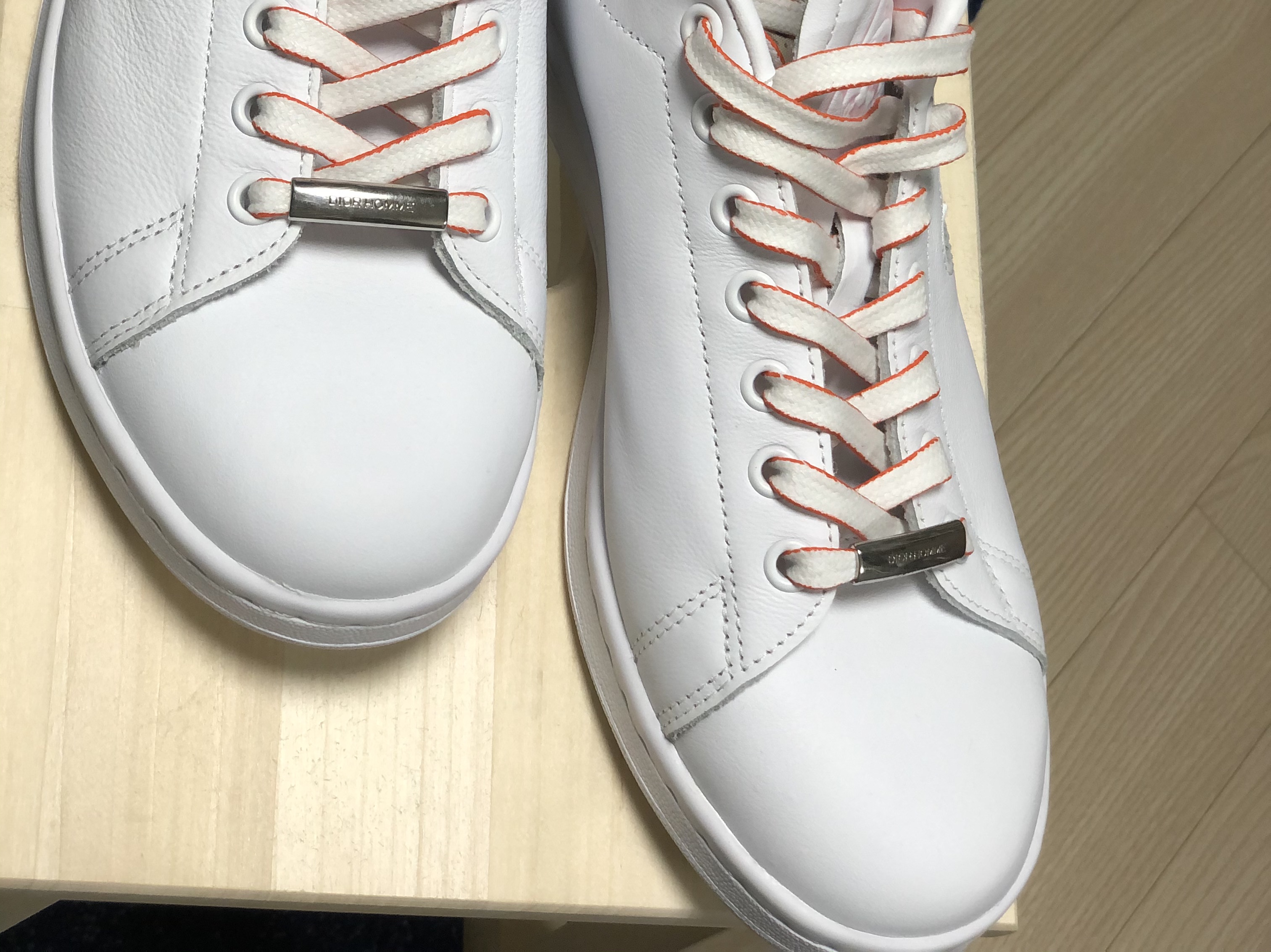 Adidas x Human Made Stan Smith White Grey 착용 스타일 - 4