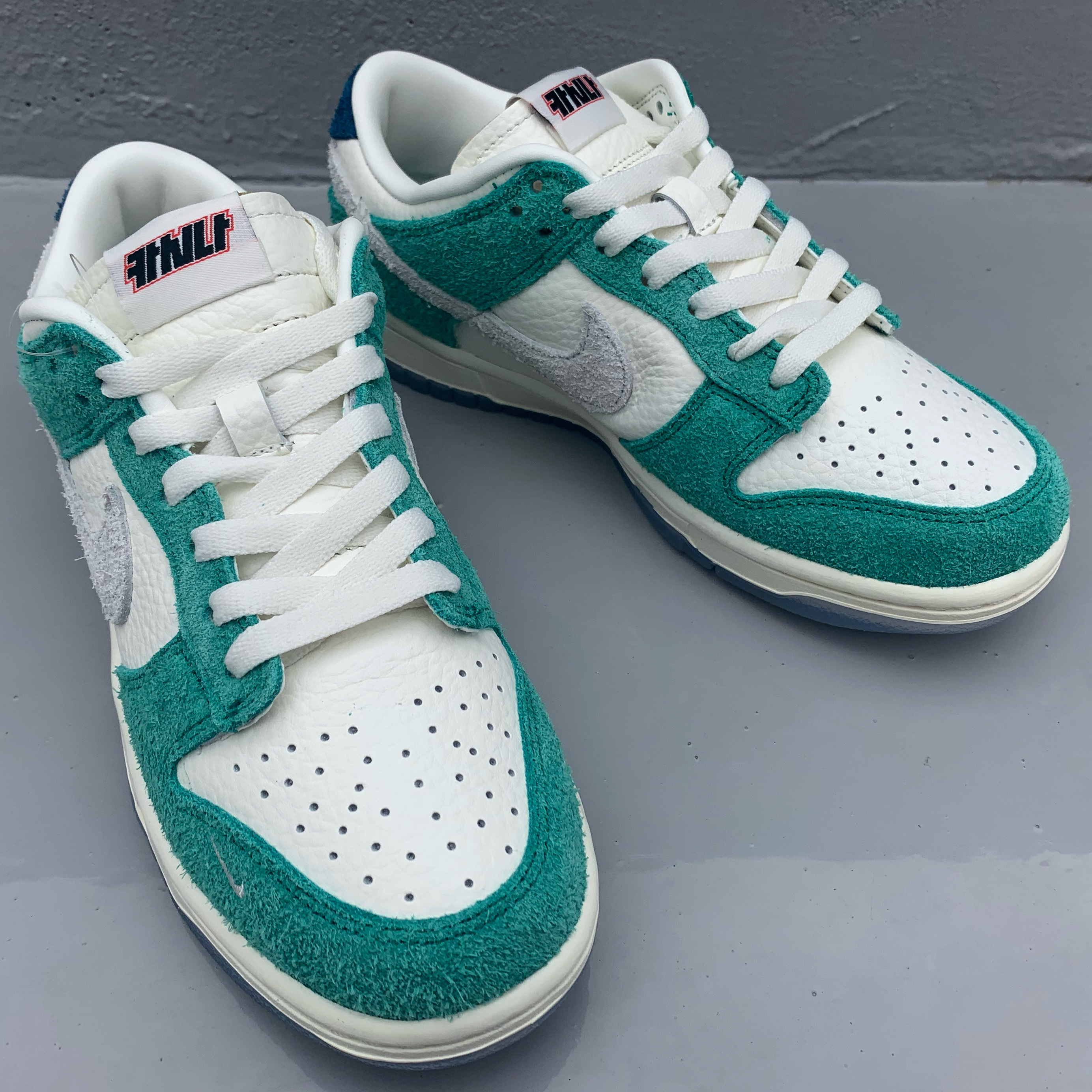 Nike x Kasina Dunk Low Road Sign - Kasina Exclusive 착용 스타일 - 2