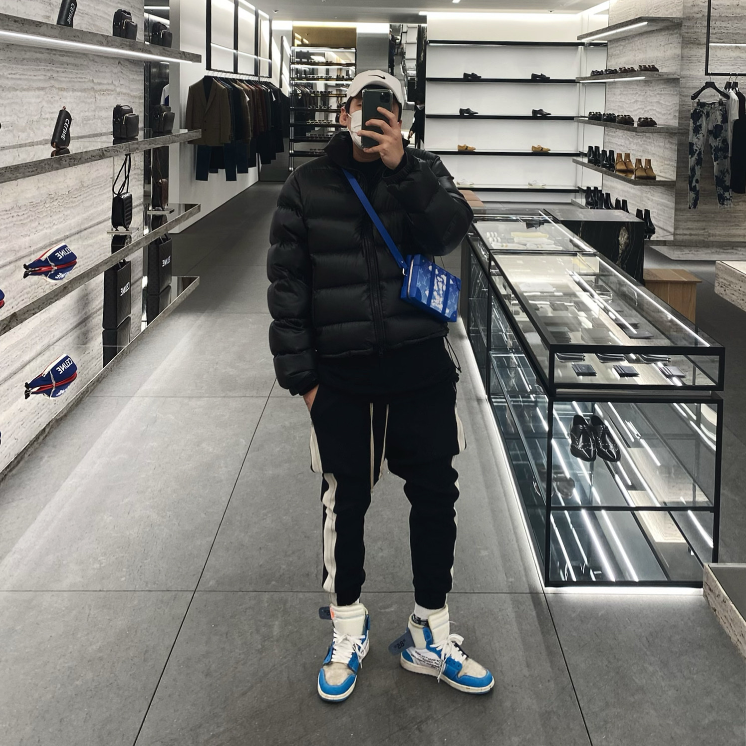 Jordan 1 x Off-White Retro High University Blue, Nike x Drake Nocta Puffer Jacket Black - US/EU 착용 스타일