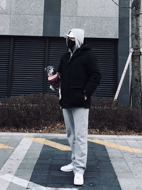 Adidas x Human Made Stan Smith White Grey 착용 스타일
