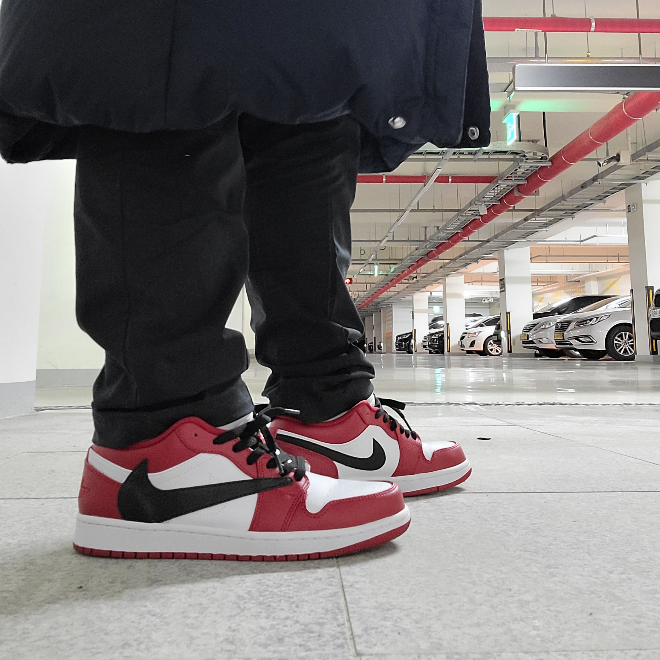 Jordan 1 Low Gym Red White 착용 스타일