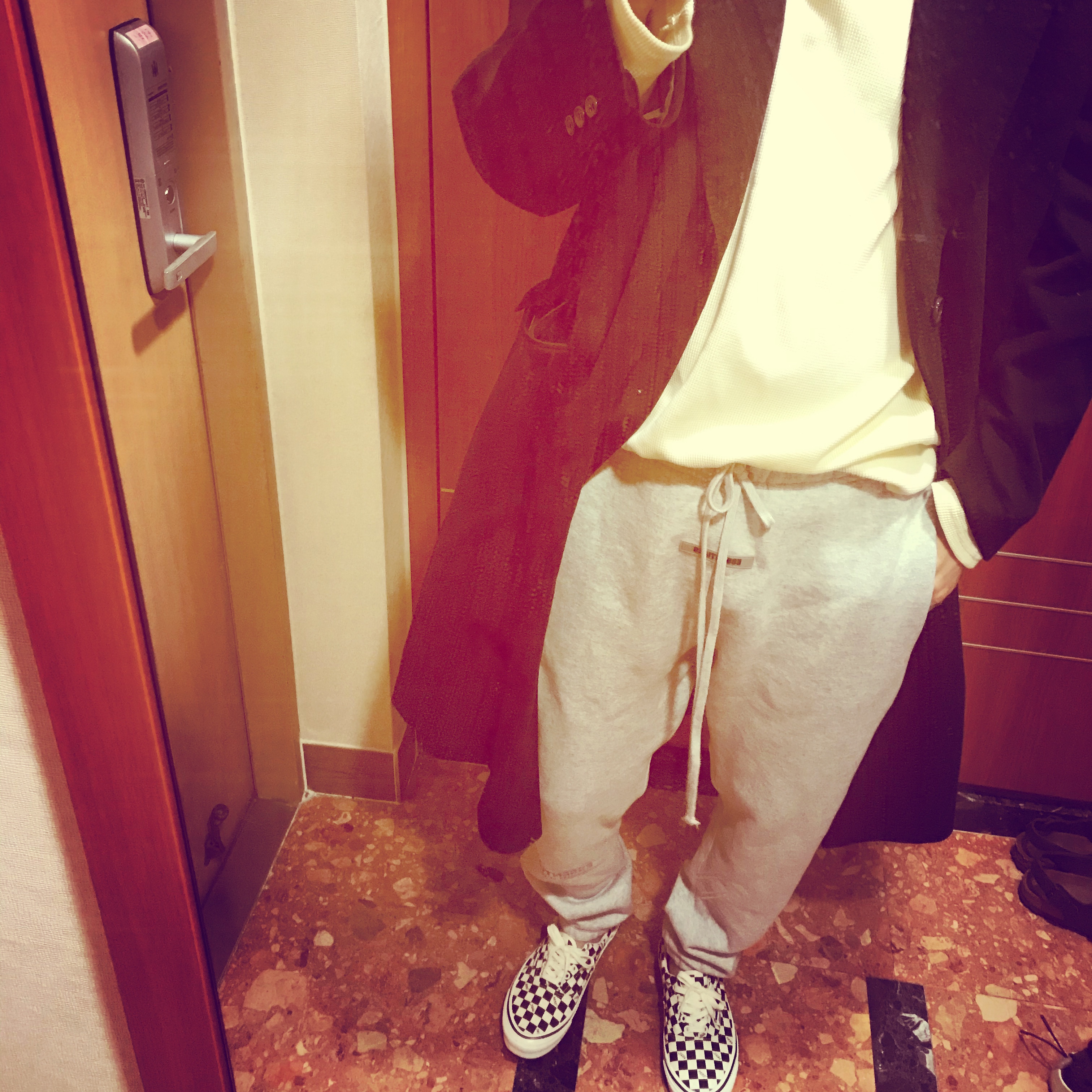 Essentials Sweatpants Heather Grey - 20FW, Vans Vault OG Era LX Checkerboard Canvas 착용 스타일