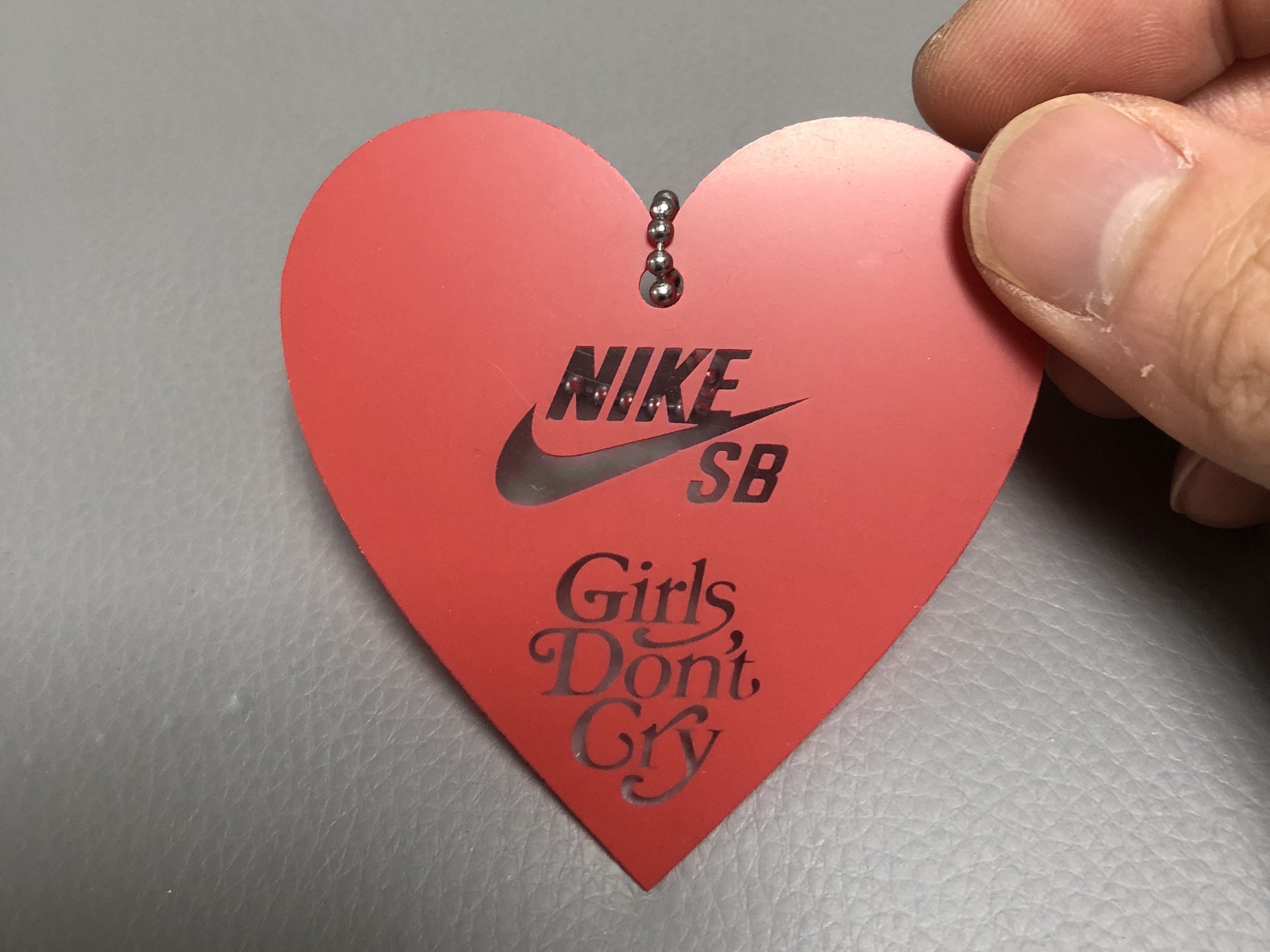 Nike x Verdy Girls Don't Cry SB Dunk Low 착용 스타일 - 4