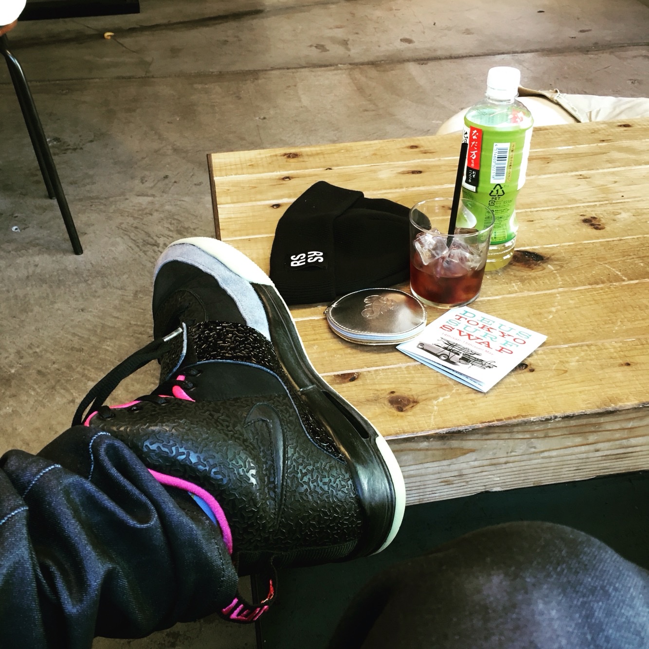 Nike Air Yeezy 1 Blink 착용 스타일