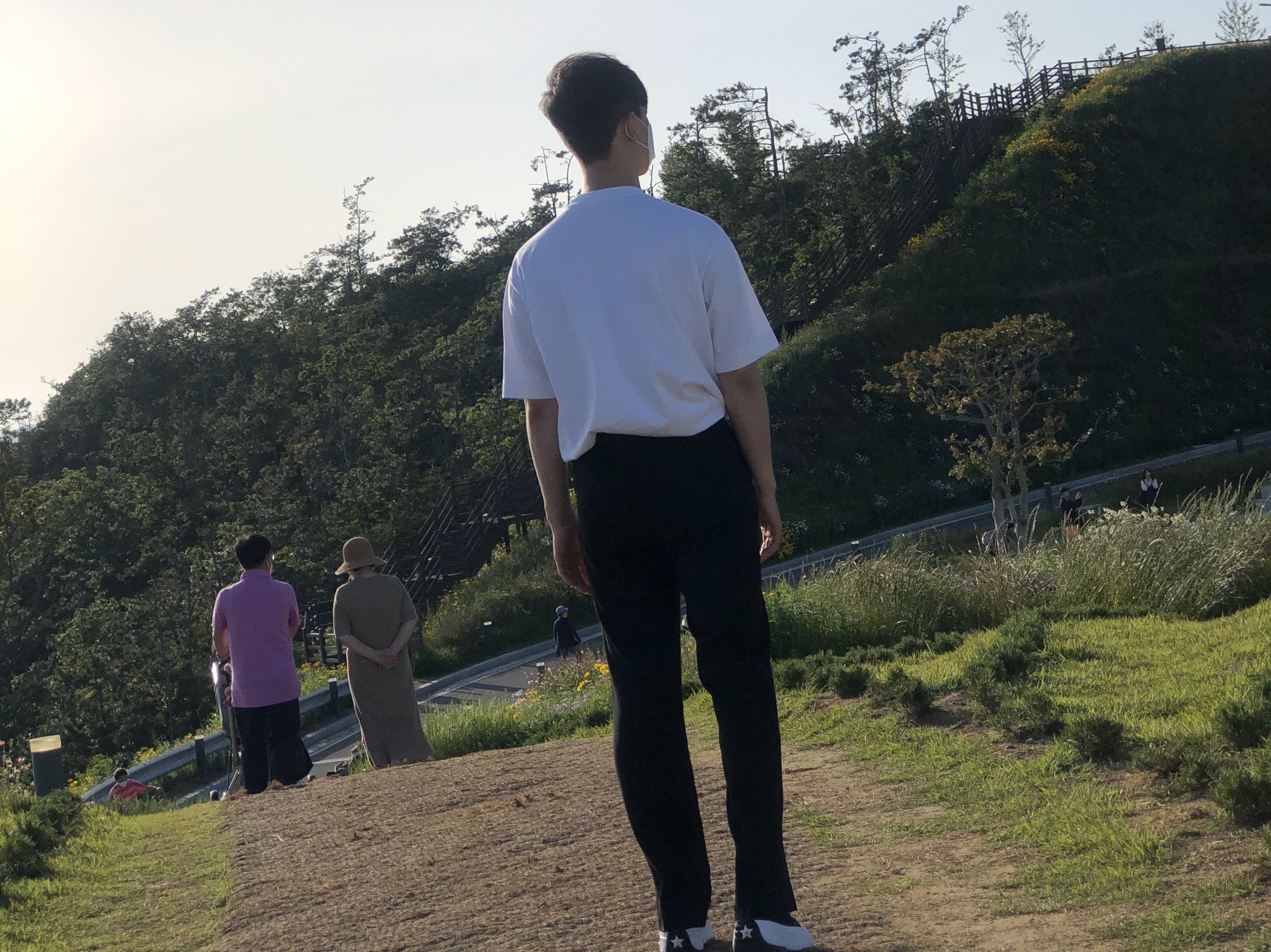 Converse Run Star Hike Hi Black White Gum 착용 스타일