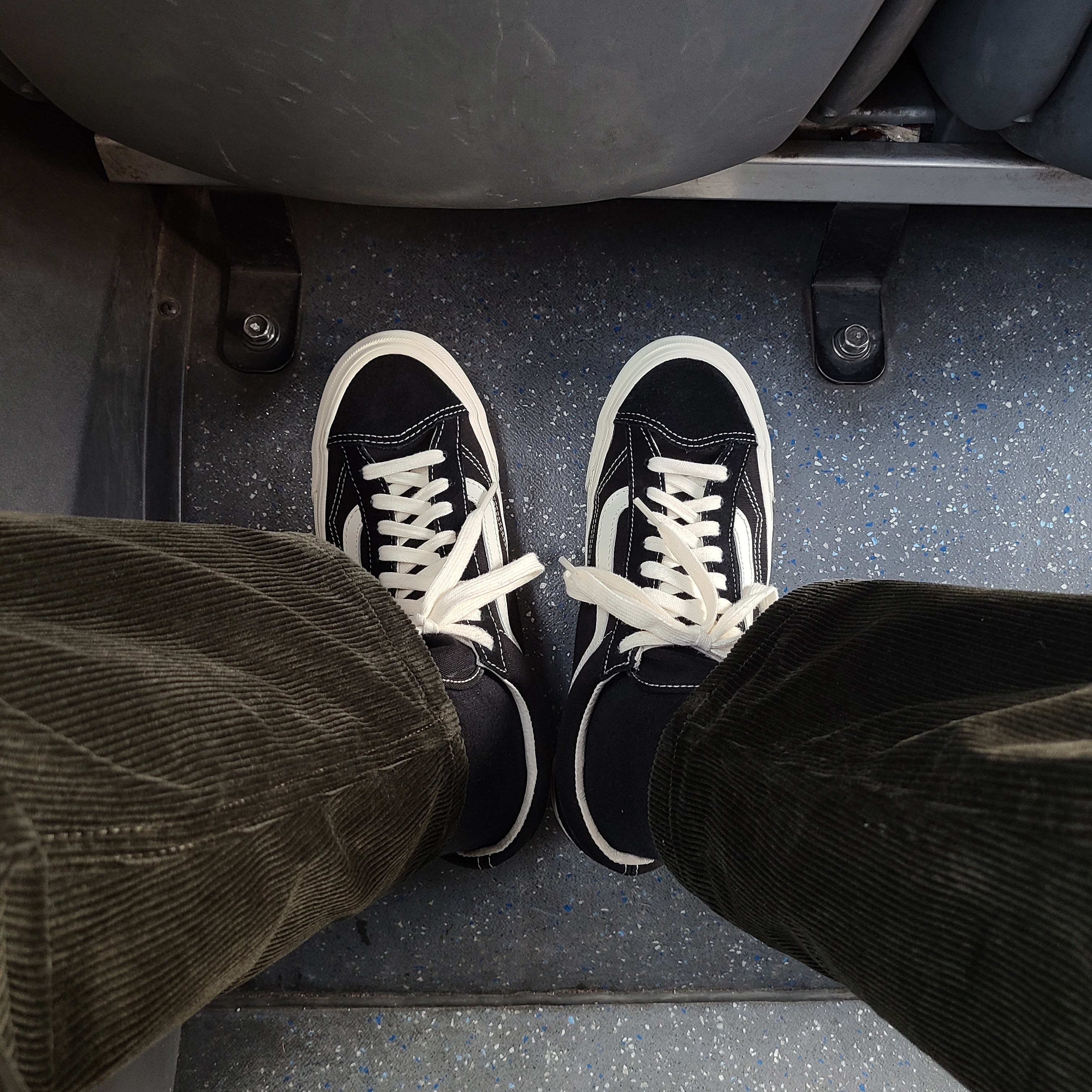 Vans Vault Style 36 Black White 착용 스타일