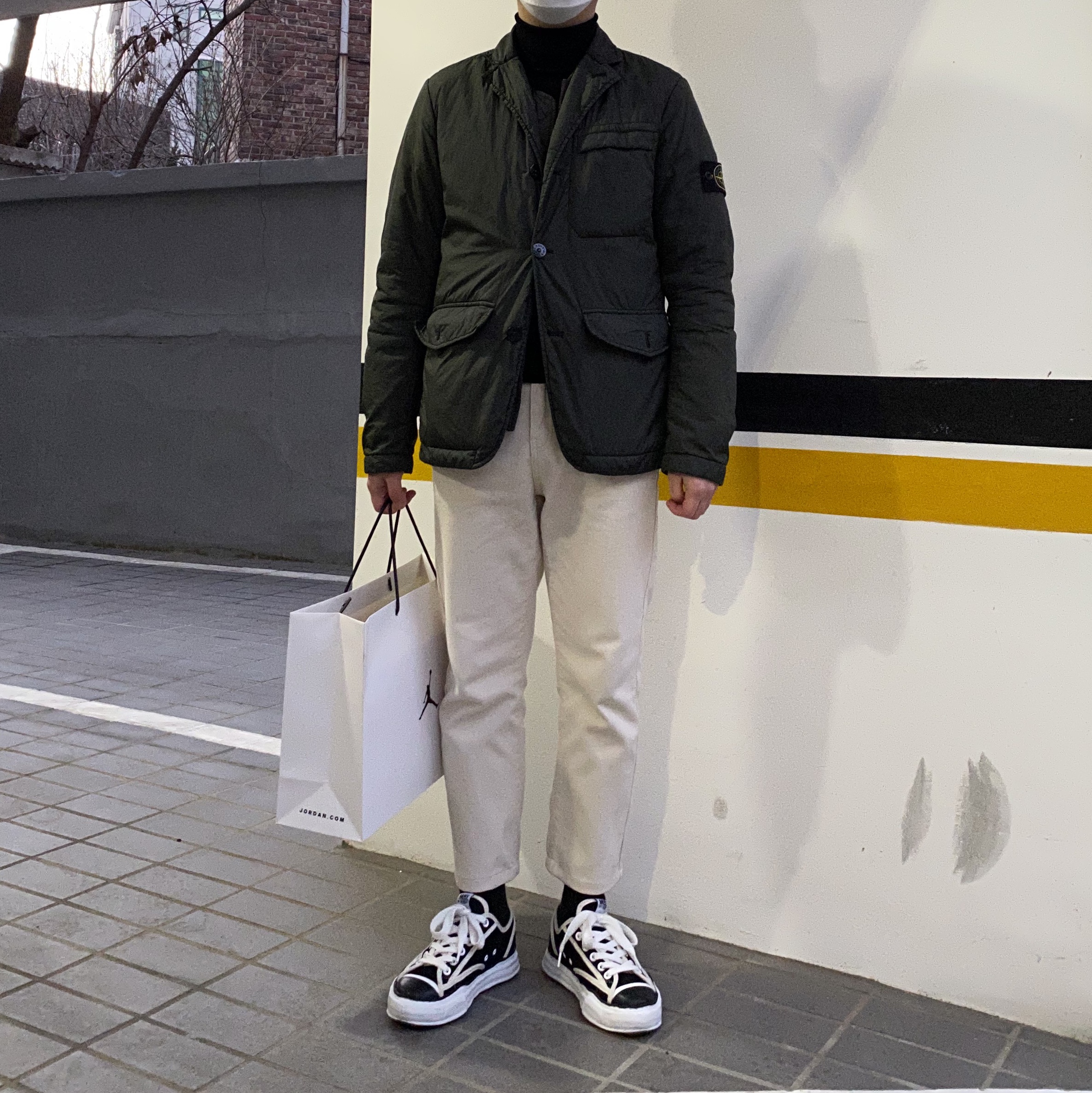 Maison Mihara Yasuhiro Peterson OG Sole Trick Detail Low Cut Sneakers Black 착용 스타일