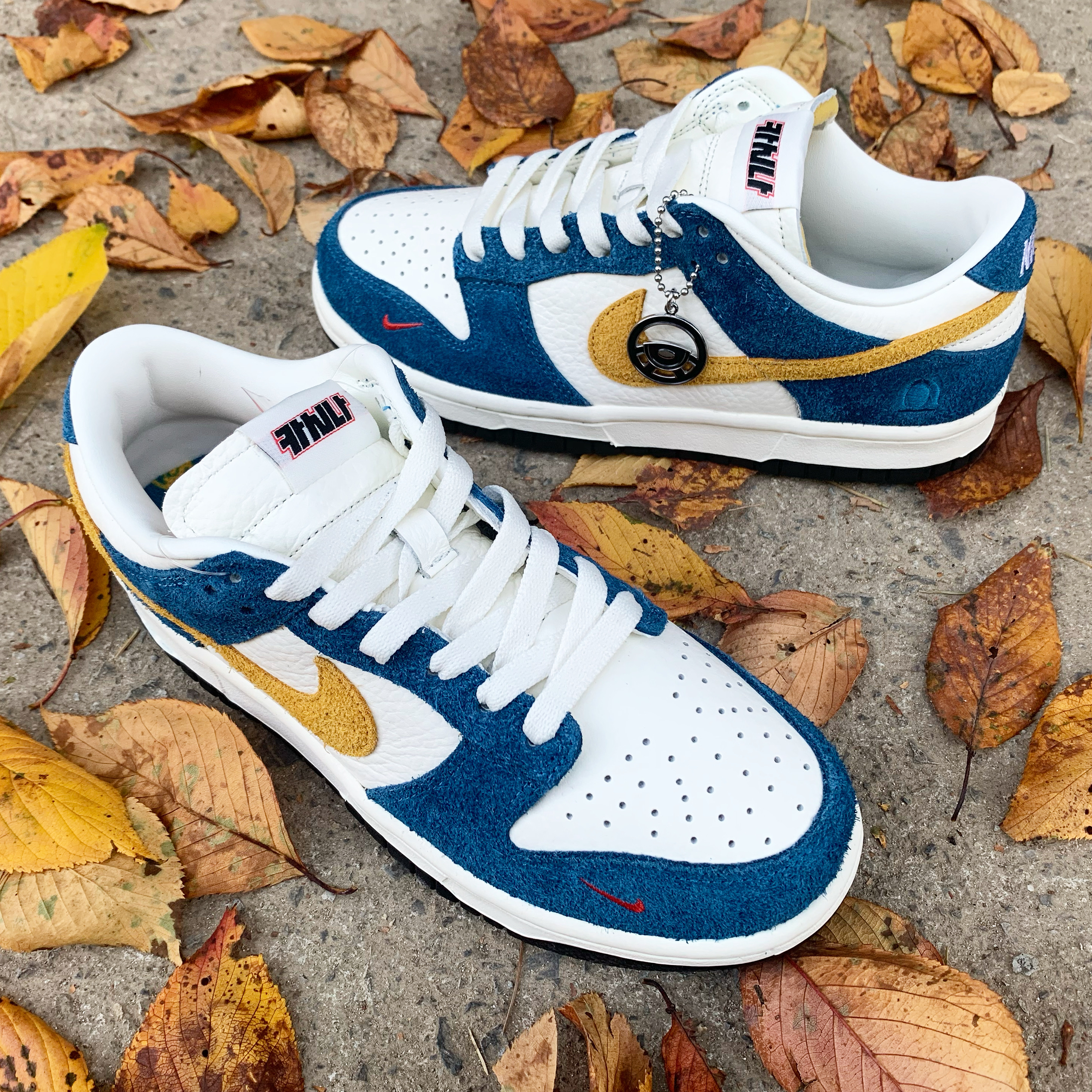 Nike x Kasina Dunk Low 80's Bus 착용 스타일