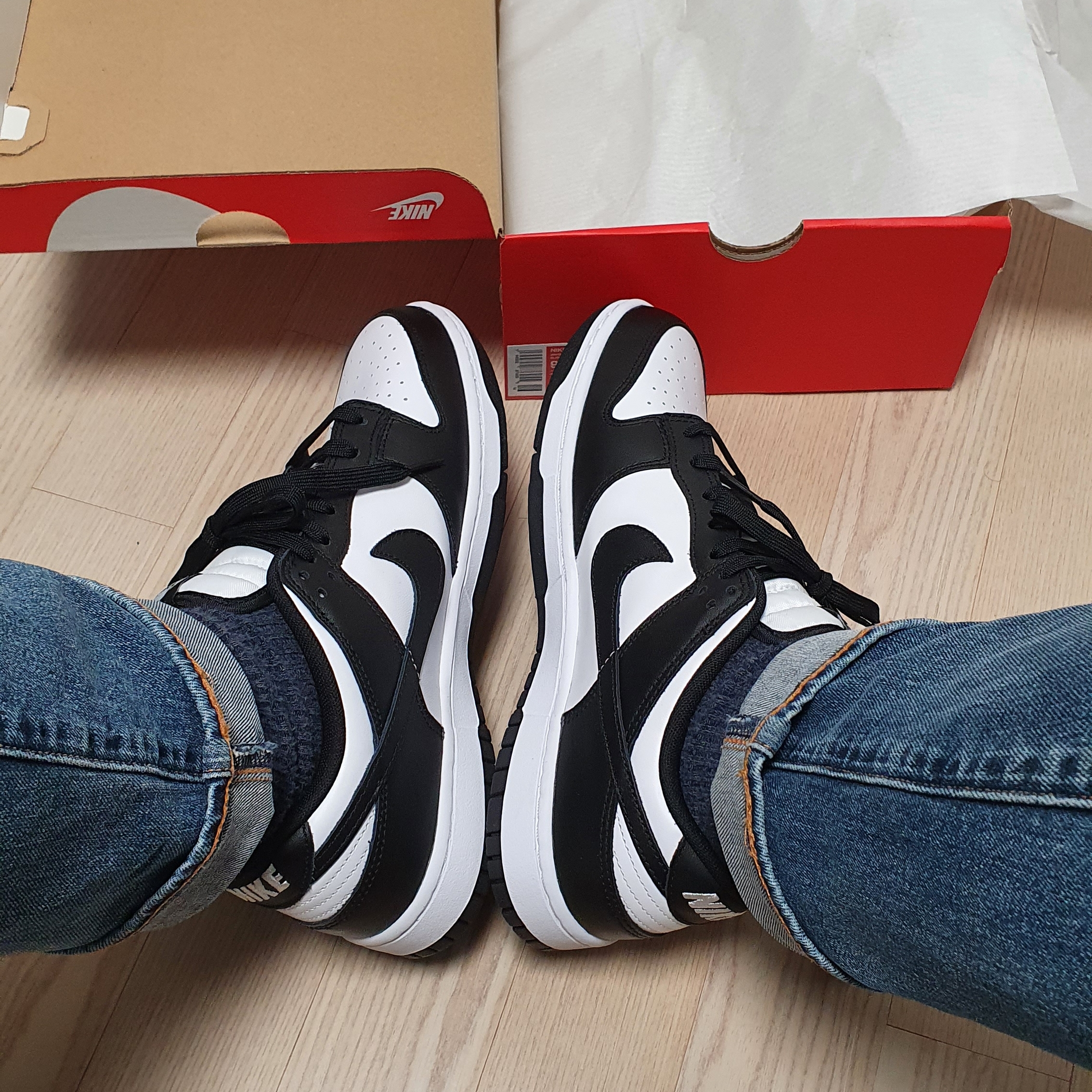 Nike Dunk Low Retro Black 착용 스타일