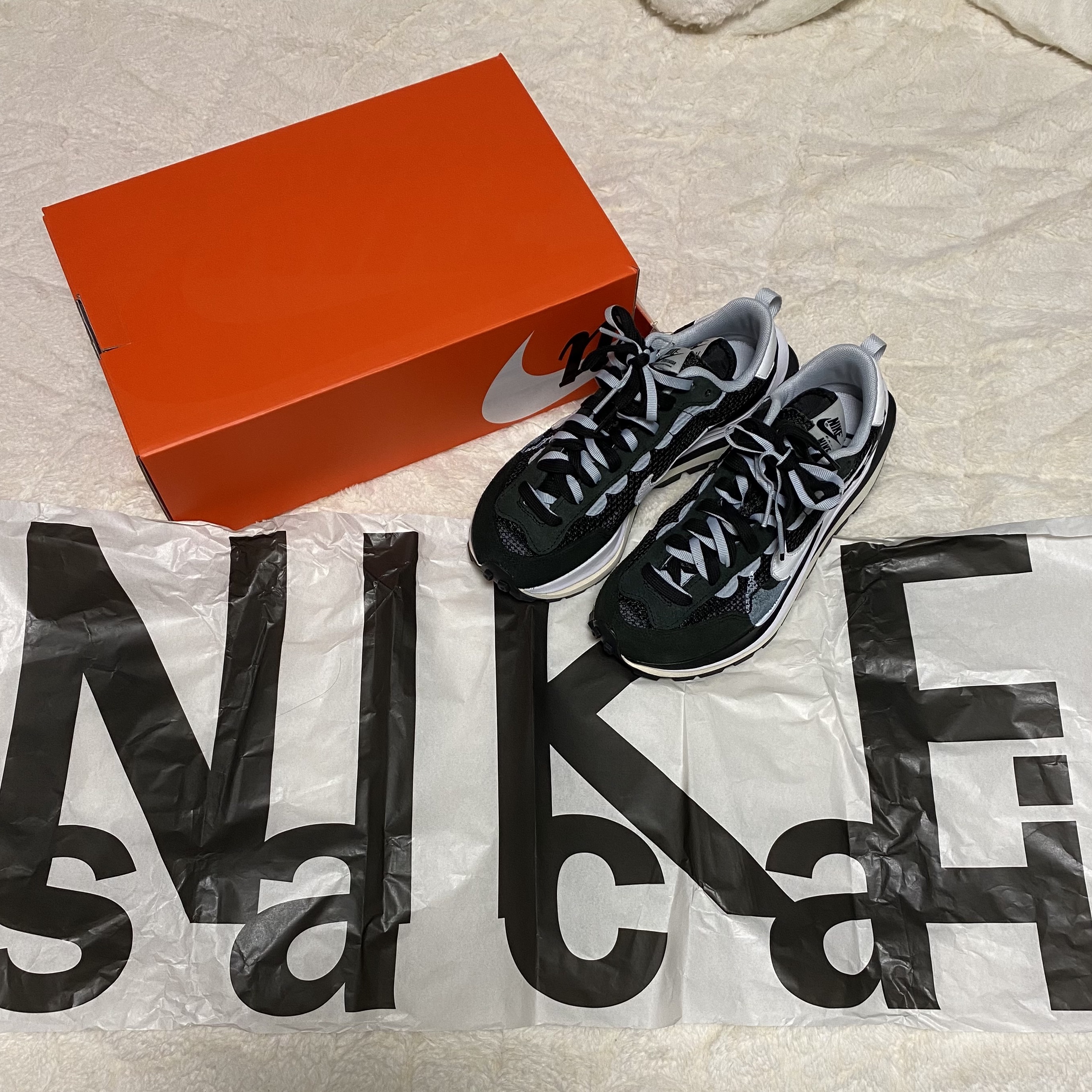 Nike x Sacai VaporWaffle Black White 착용 스타일