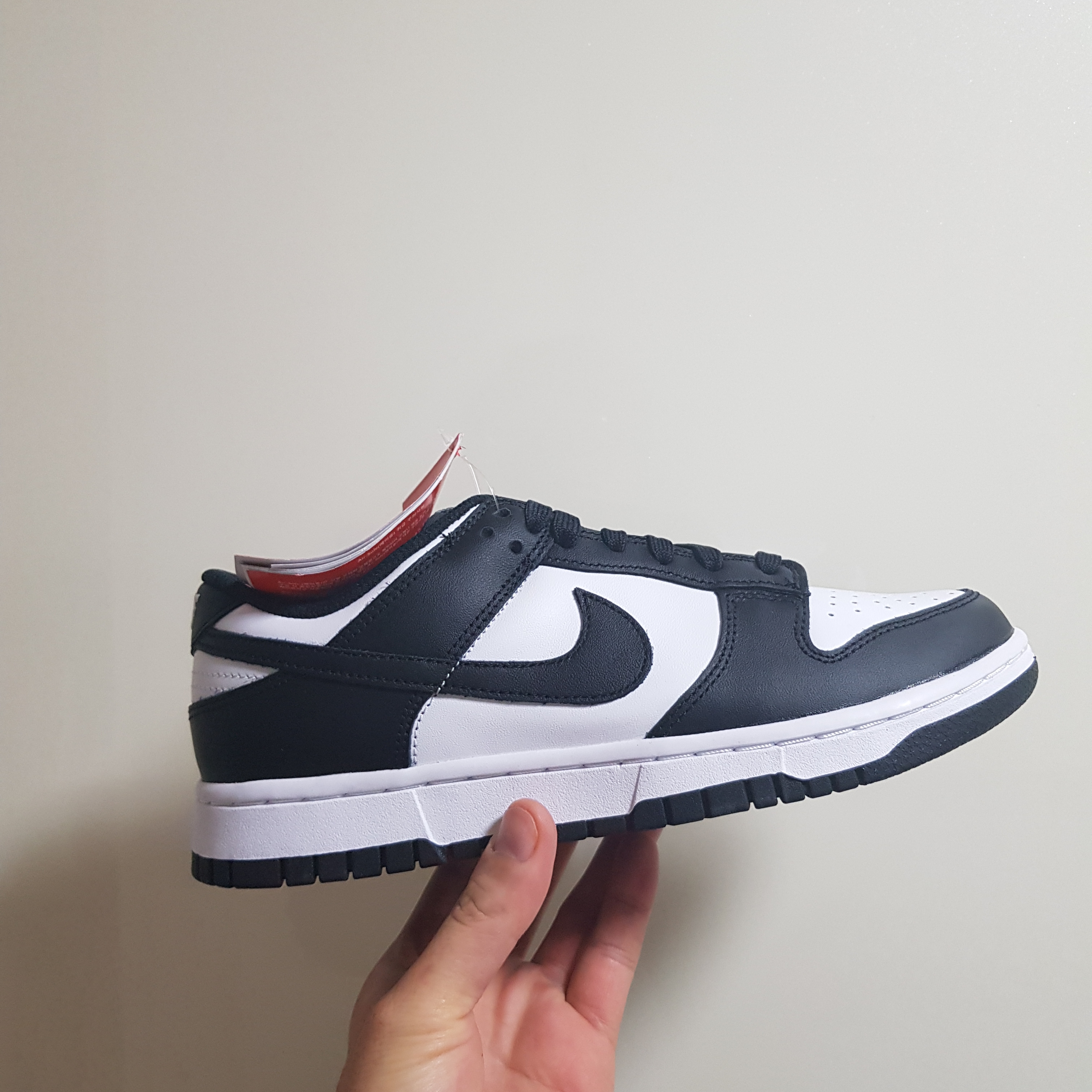 (W) Nike Dunk Low Black 착용 스타일