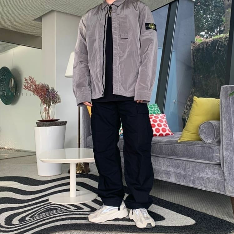 Adidas Yeezy Boost 700 V2 Static 2018 착용 스타일