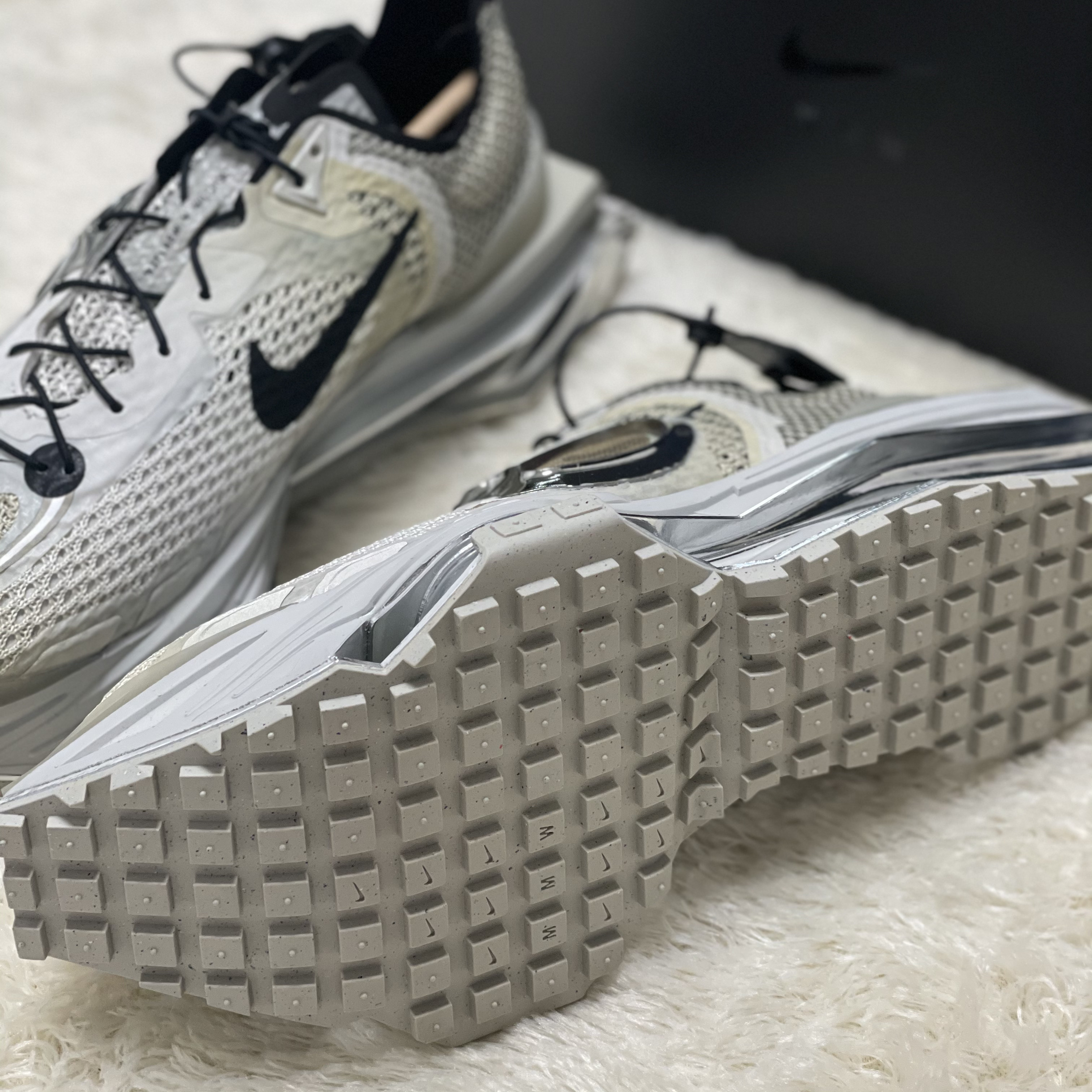 Nike x Matthew M Williams Zoom 004 Stone 착용 스타일 - 2