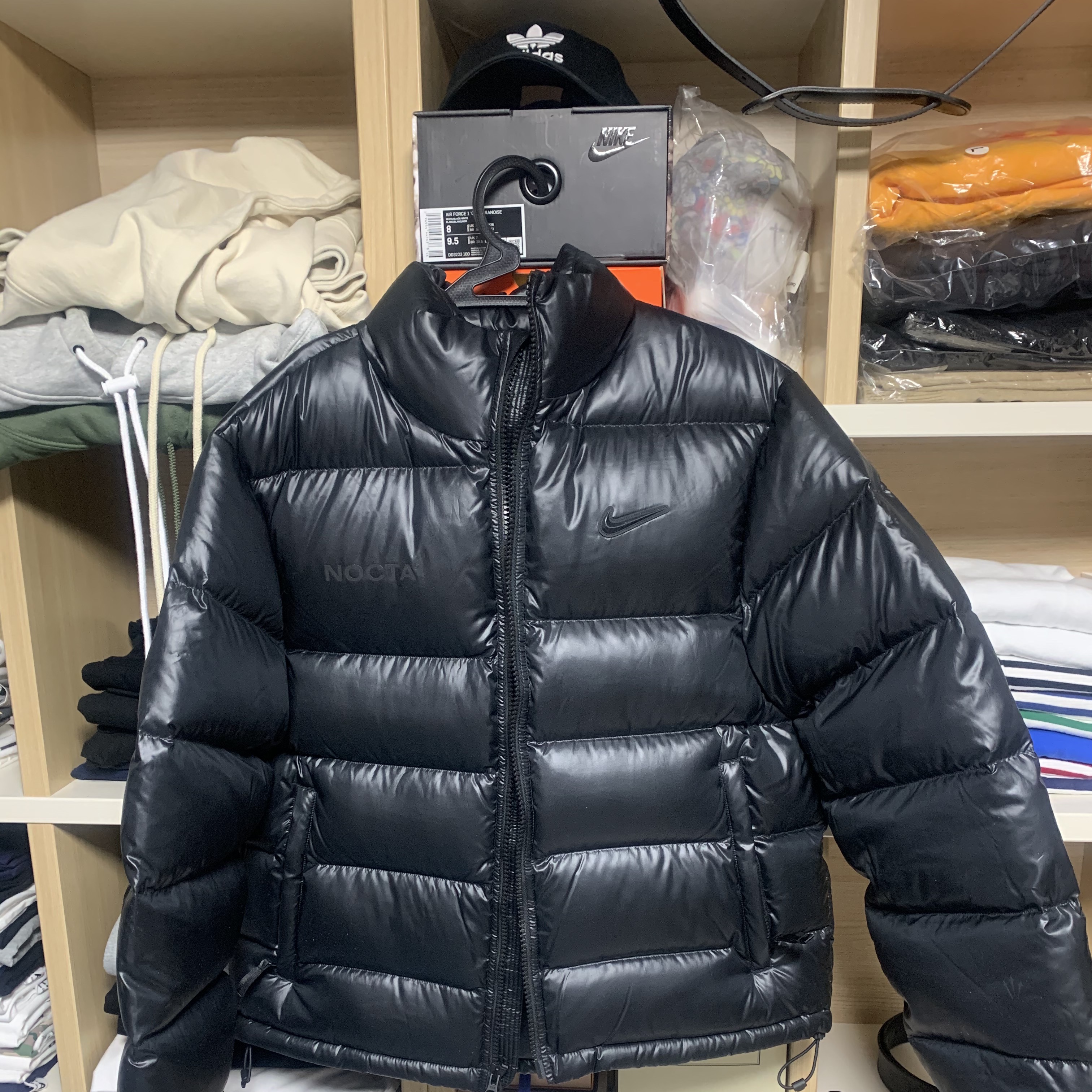 Nike x Drake Nocta Puffer Jacket Black - Asia, Nike x Peaceminusone Air Force 1 Low Para-Noise 2.0 착용 스타일