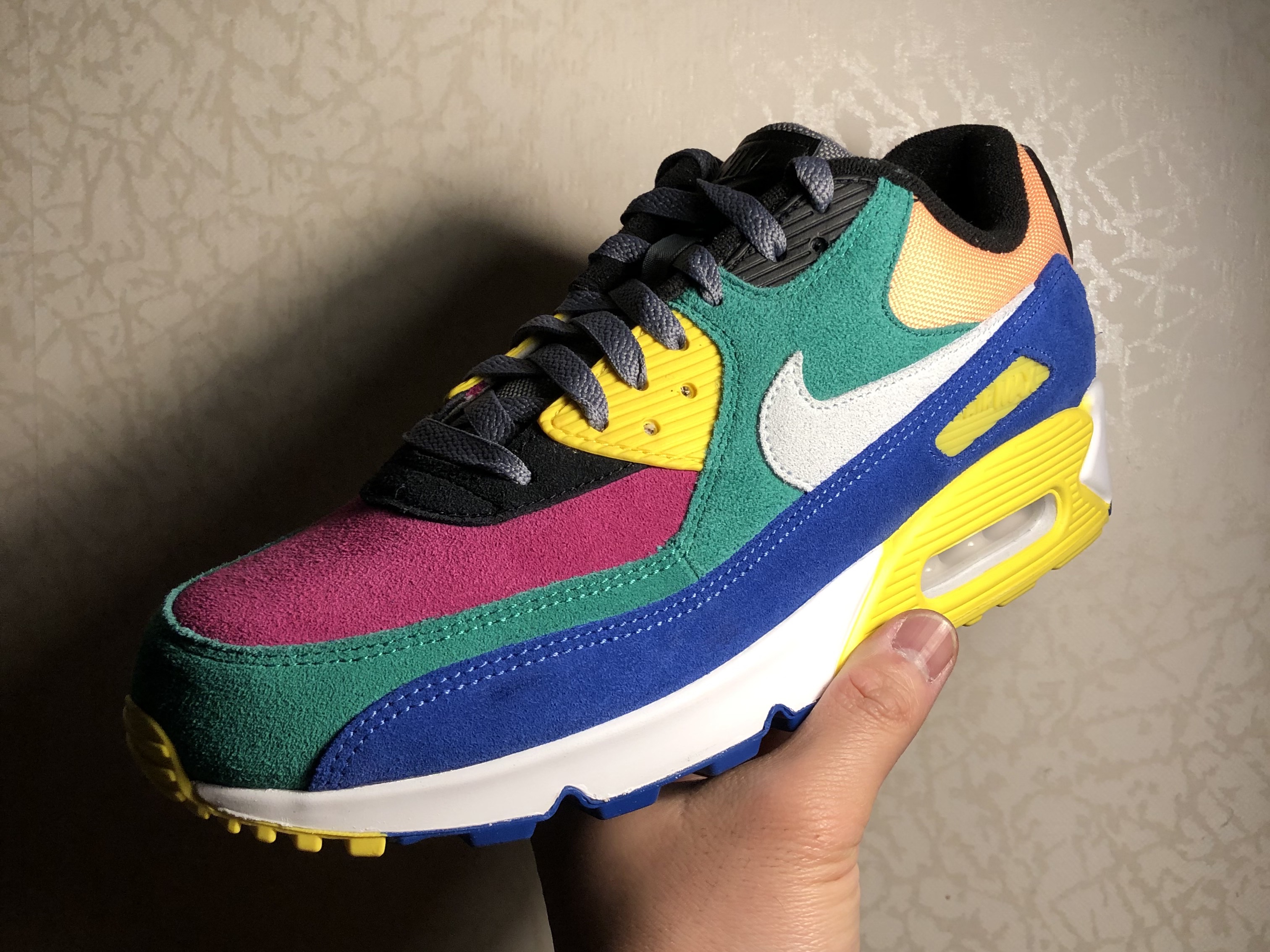 Nike Air Max 90 Viotech 착용 스타일