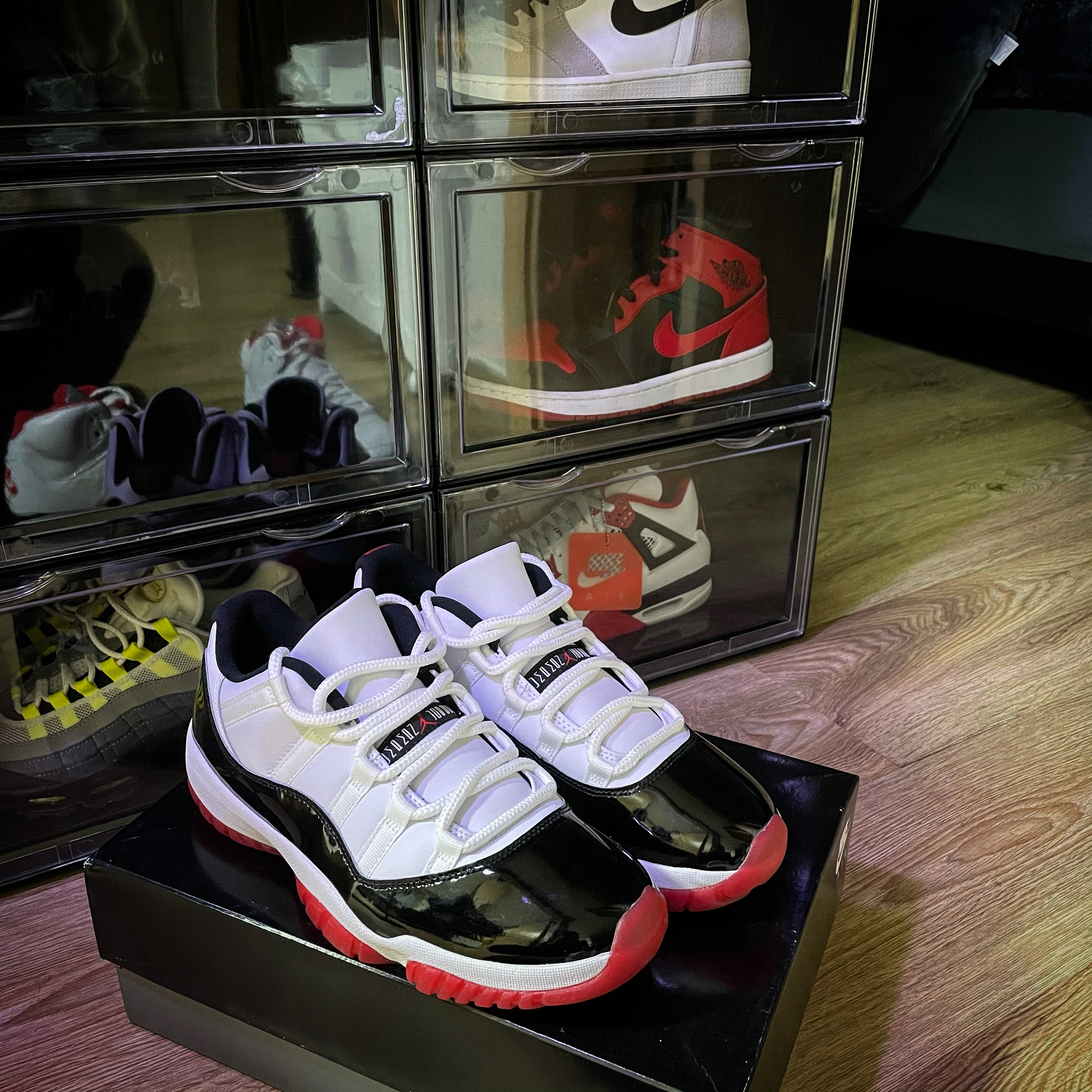 Jordan 11 Retro Low Concord Bred 착용 스타일