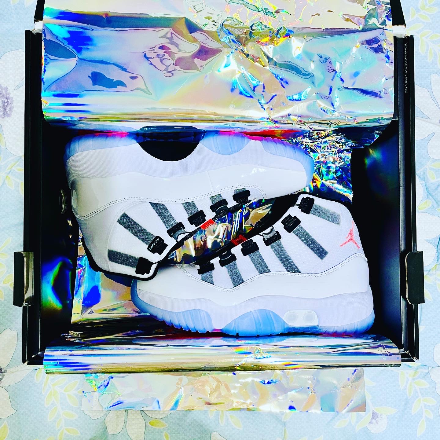 Jordan 11 Adapt (KR Charger) 착용 스타일 - 1