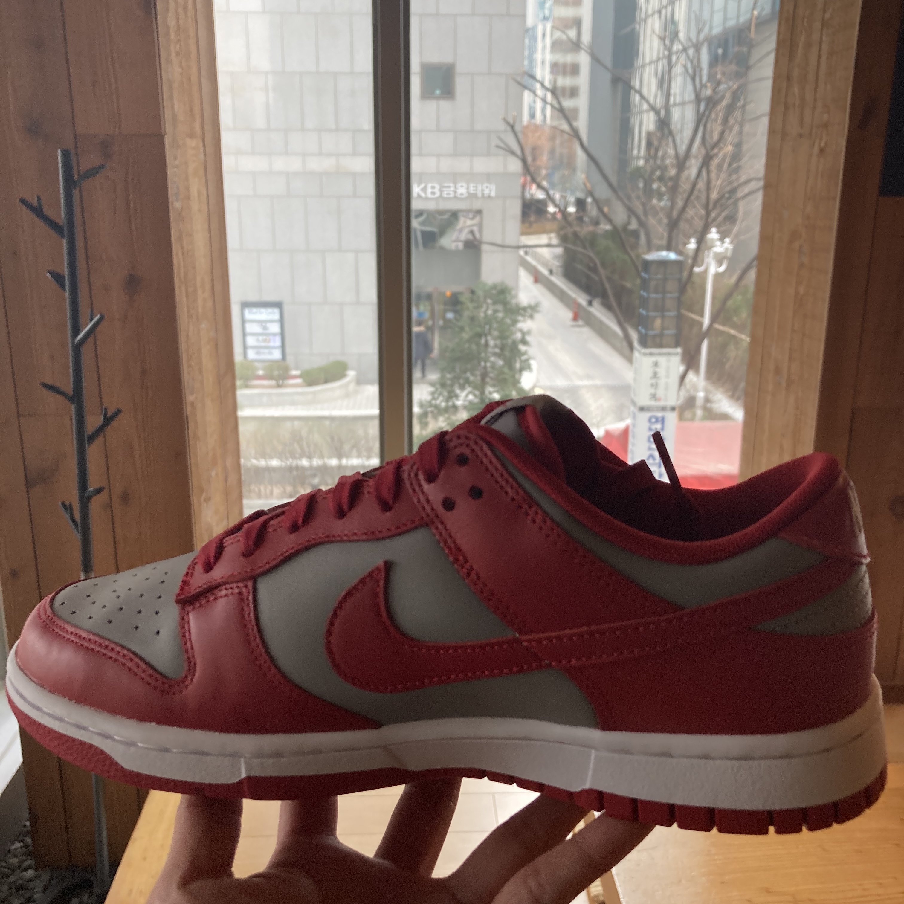Nike Dunk Low Retro Medium Grey 착용 스타일