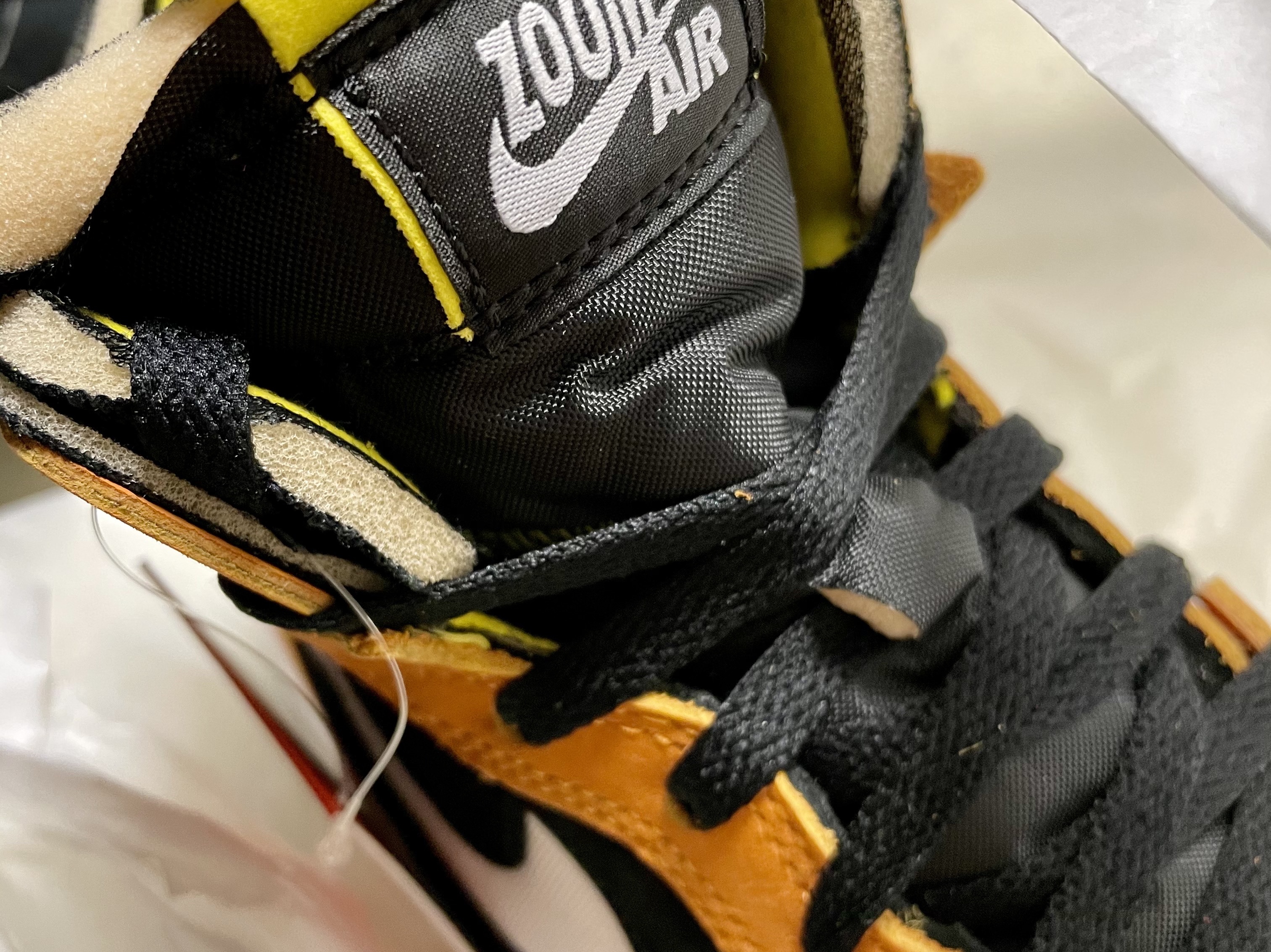 Jordan 1 Zoom Air CMFT Monarch Orange 착용 스타일 - 1