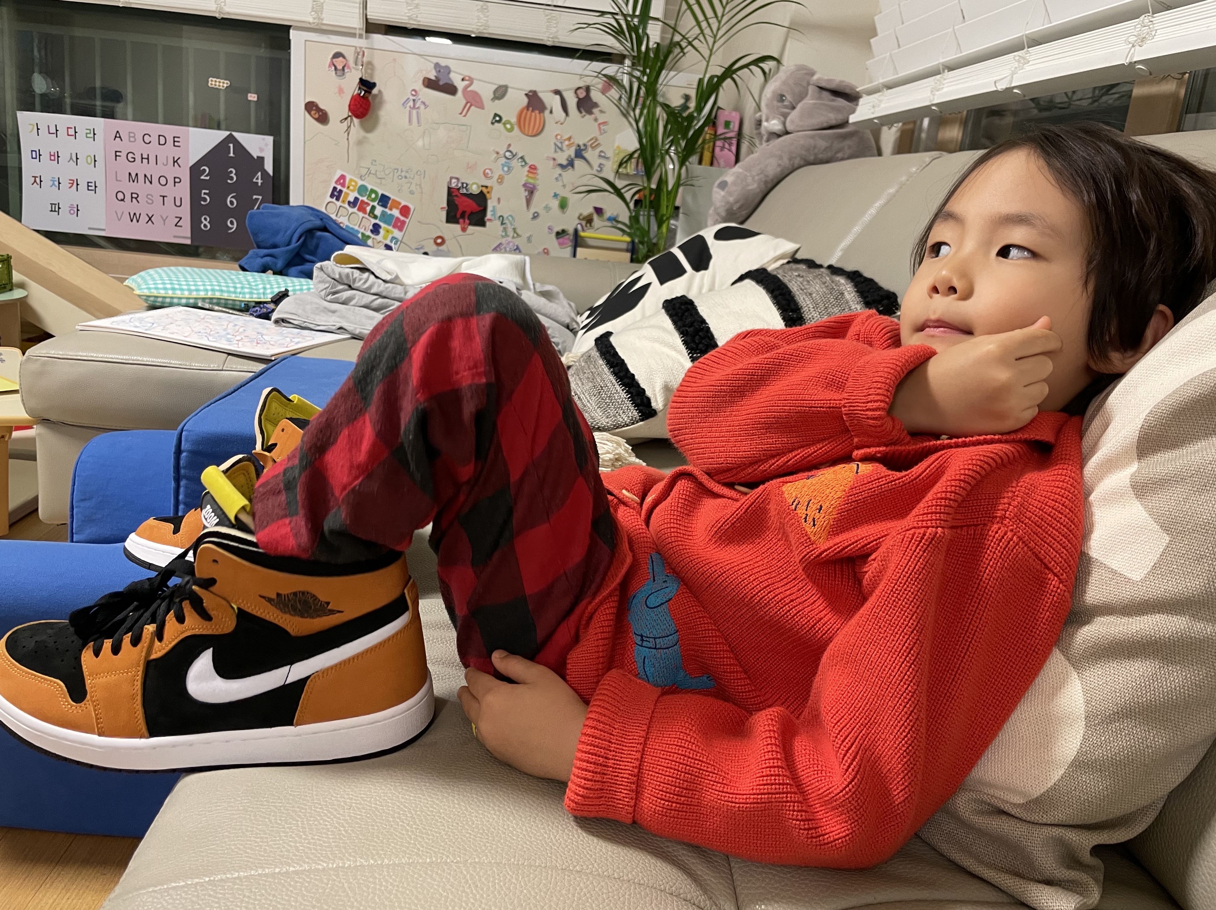 Jordan 1 Zoom Air CMFT Monarch Orange 착용 스타일 - 4