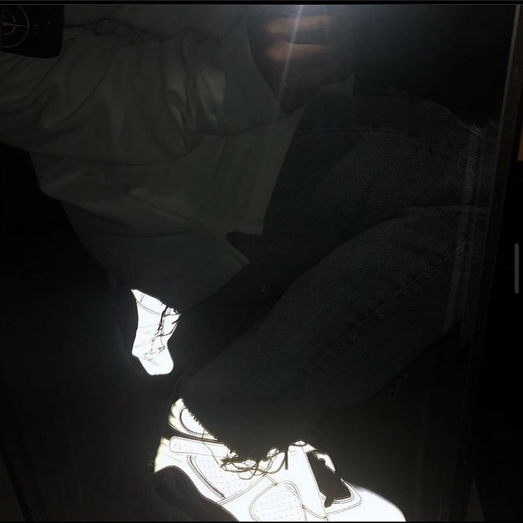 Jordan 8 Retro Alternate 착용 스타일